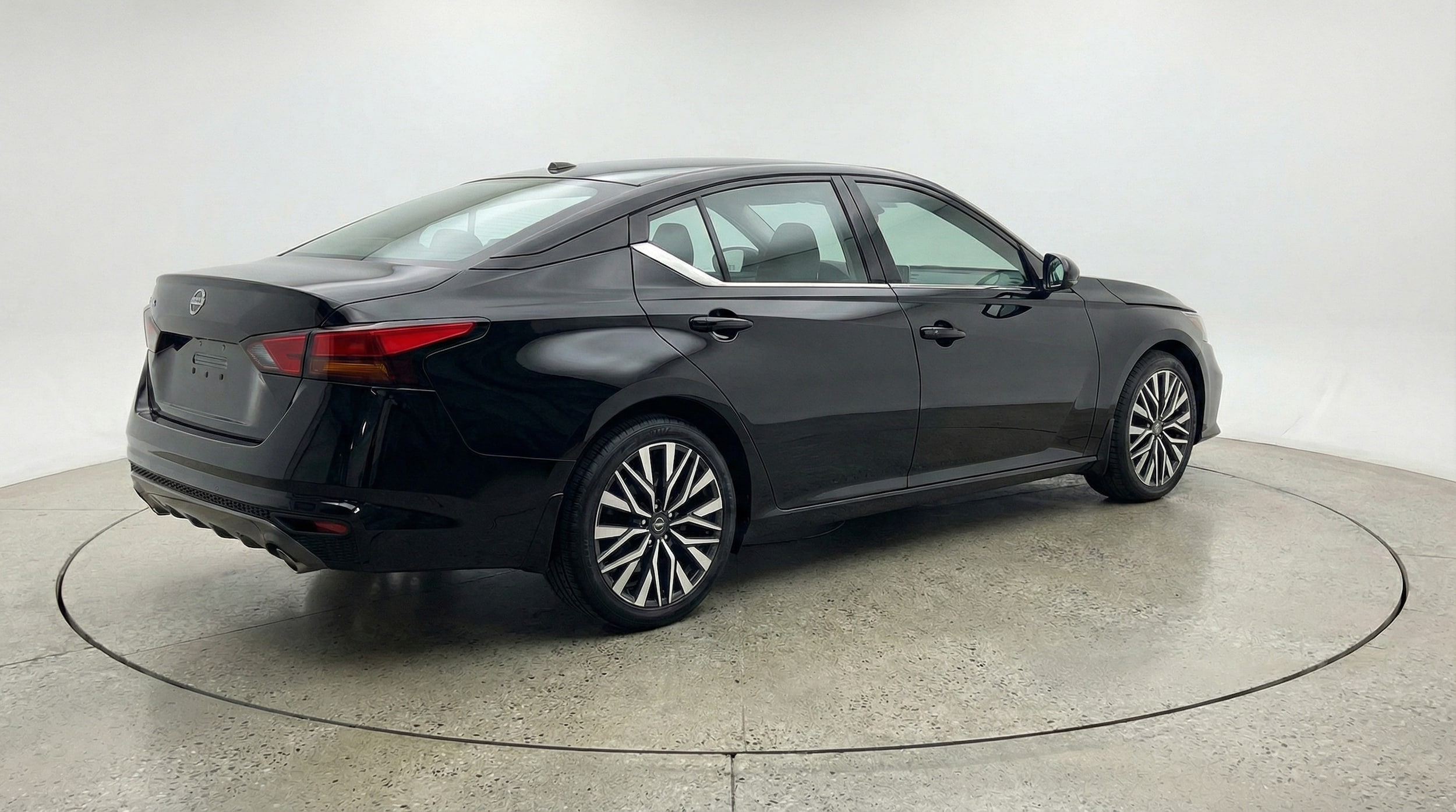 Thumbnail: 2025 Nissan Altima - 7