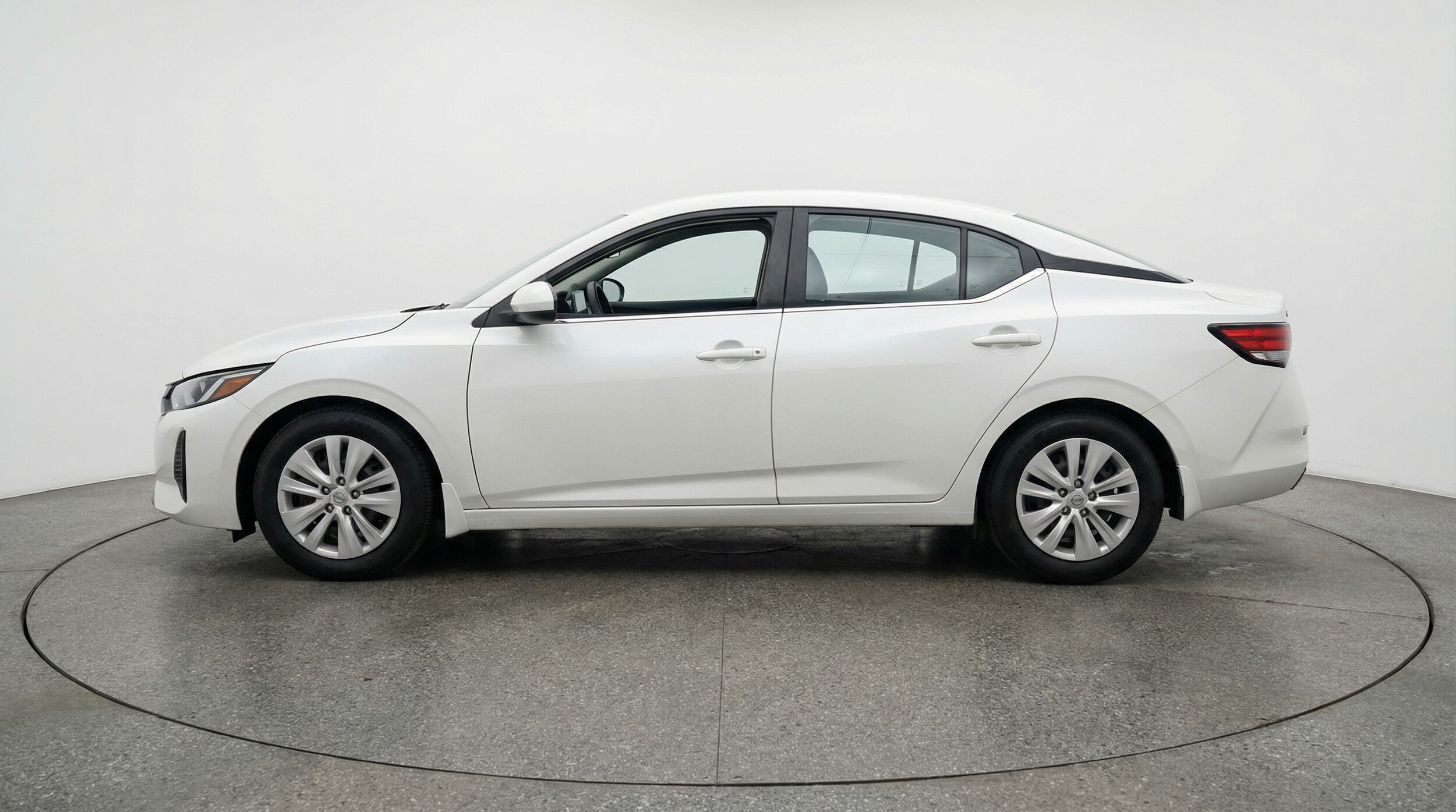 Thumbnail: 2025 Nissan Sentra - 4