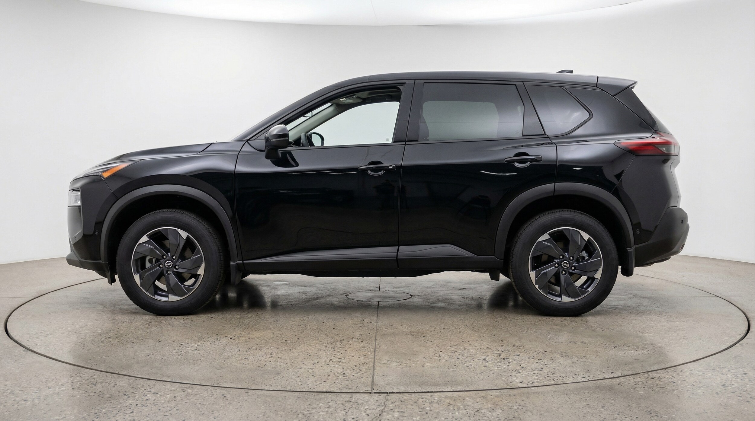 Thumbnail: 2025 Nissan Rogue - 4