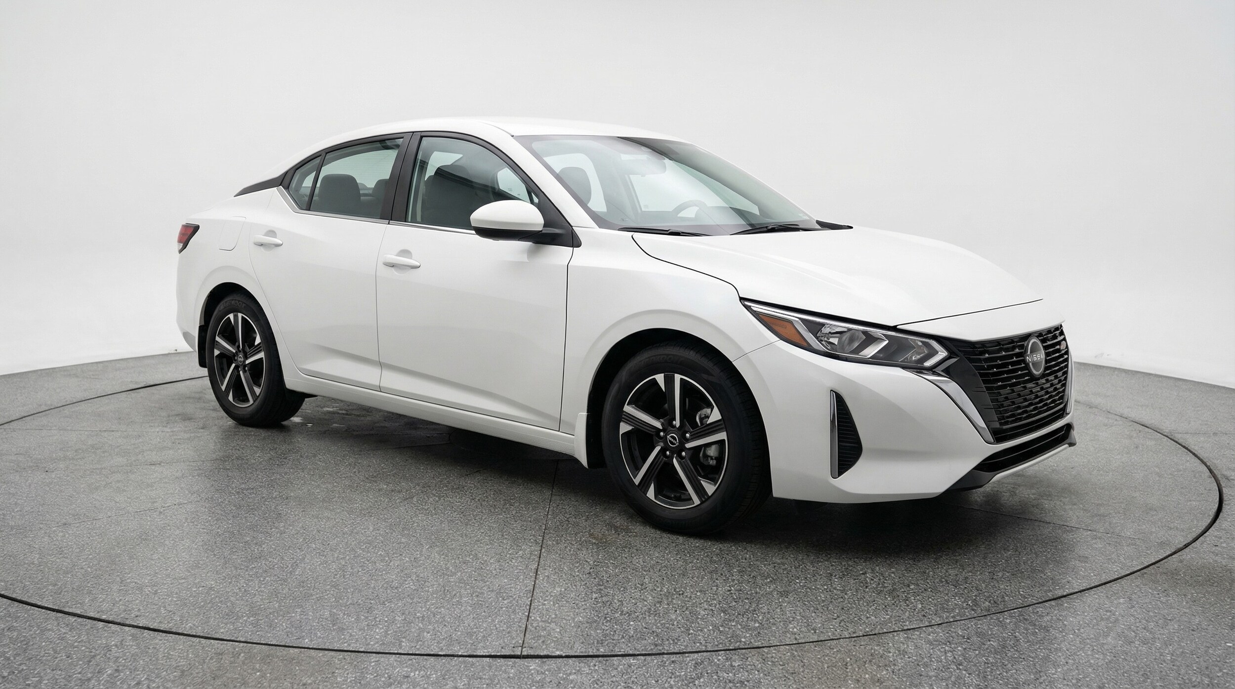 Thumbnail: 2025 Nissan Sentra - 1