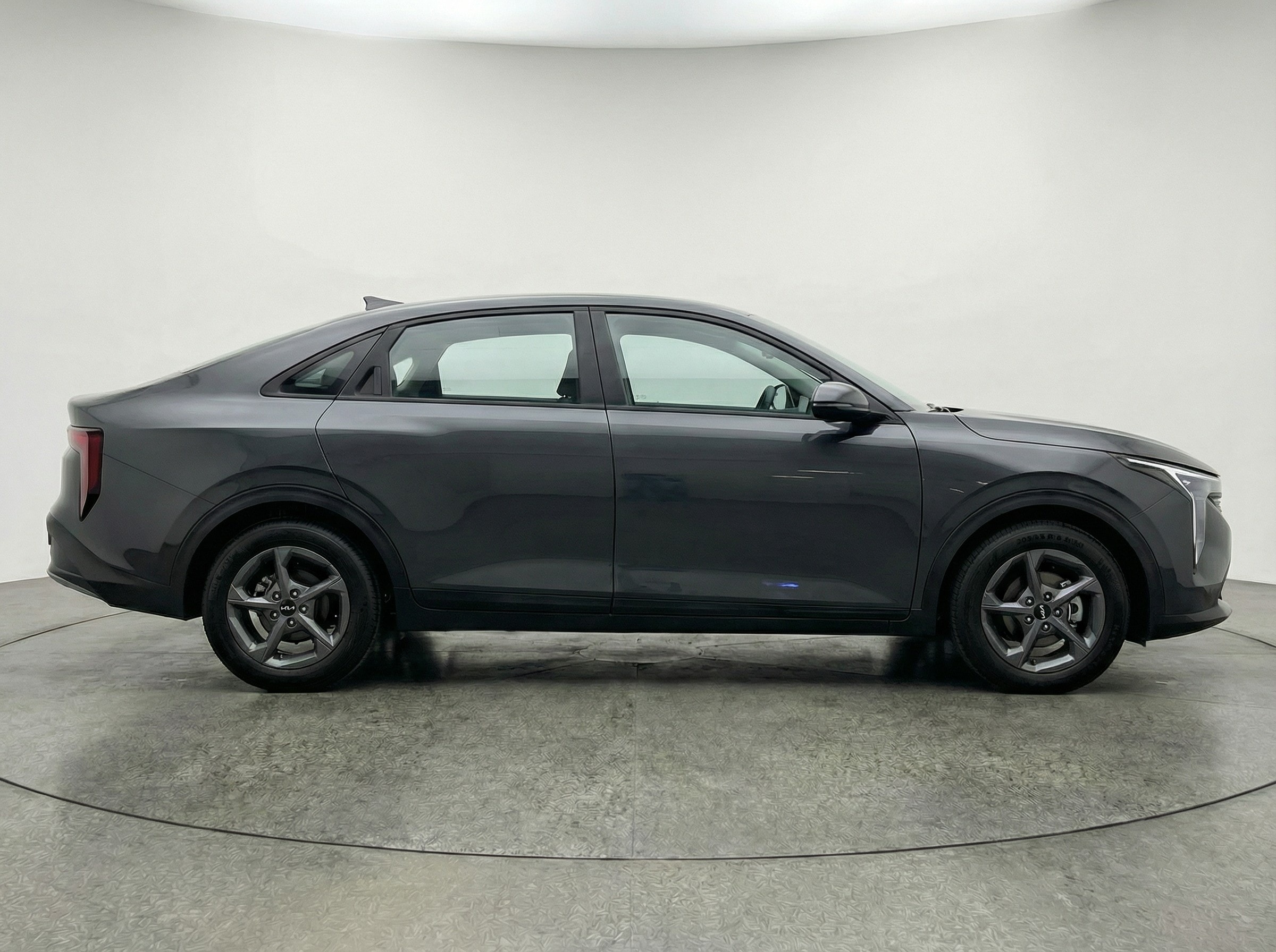 Thumbnail: 2025 Kia K4 - 8