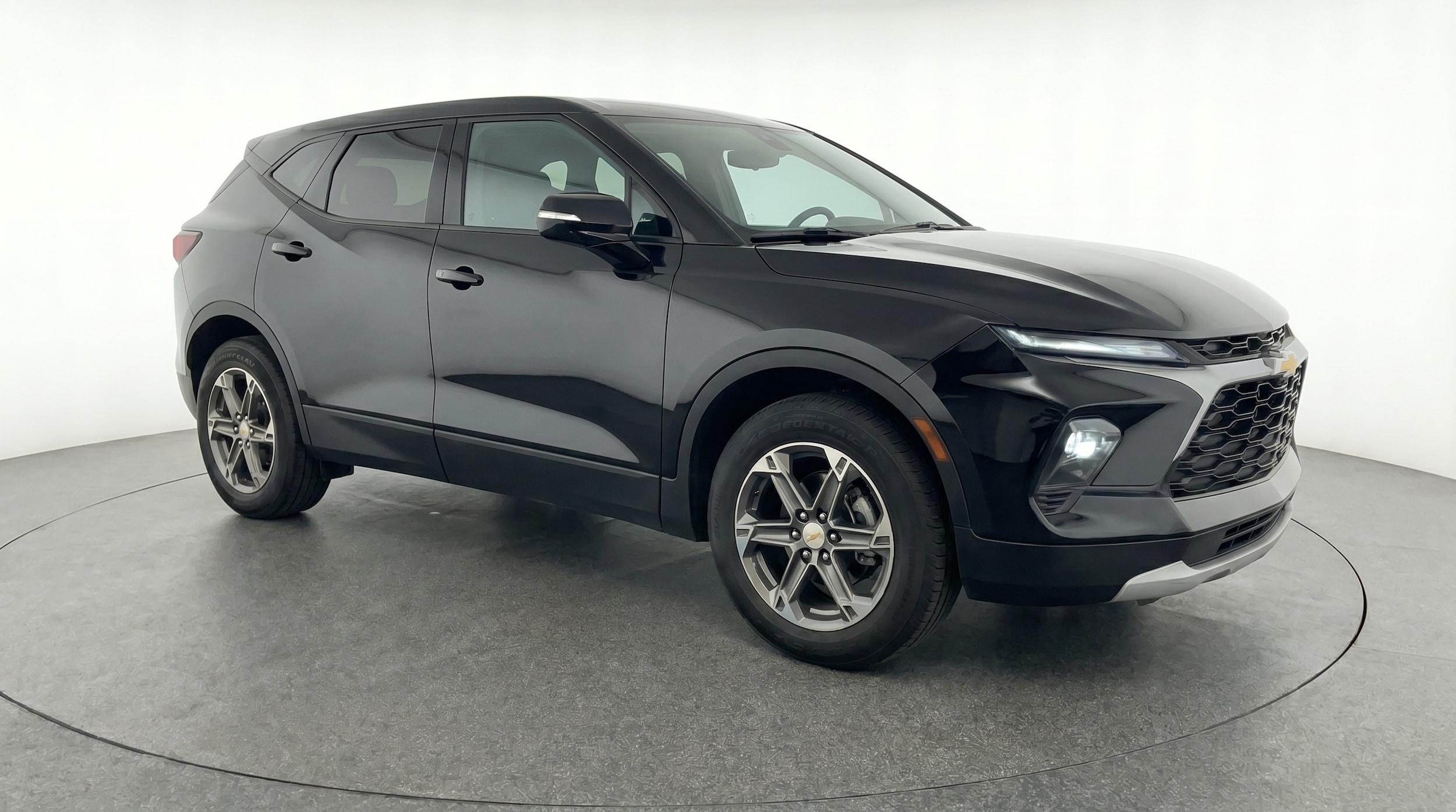Thumbnail: 2025 Chevrolet Blazer - 1