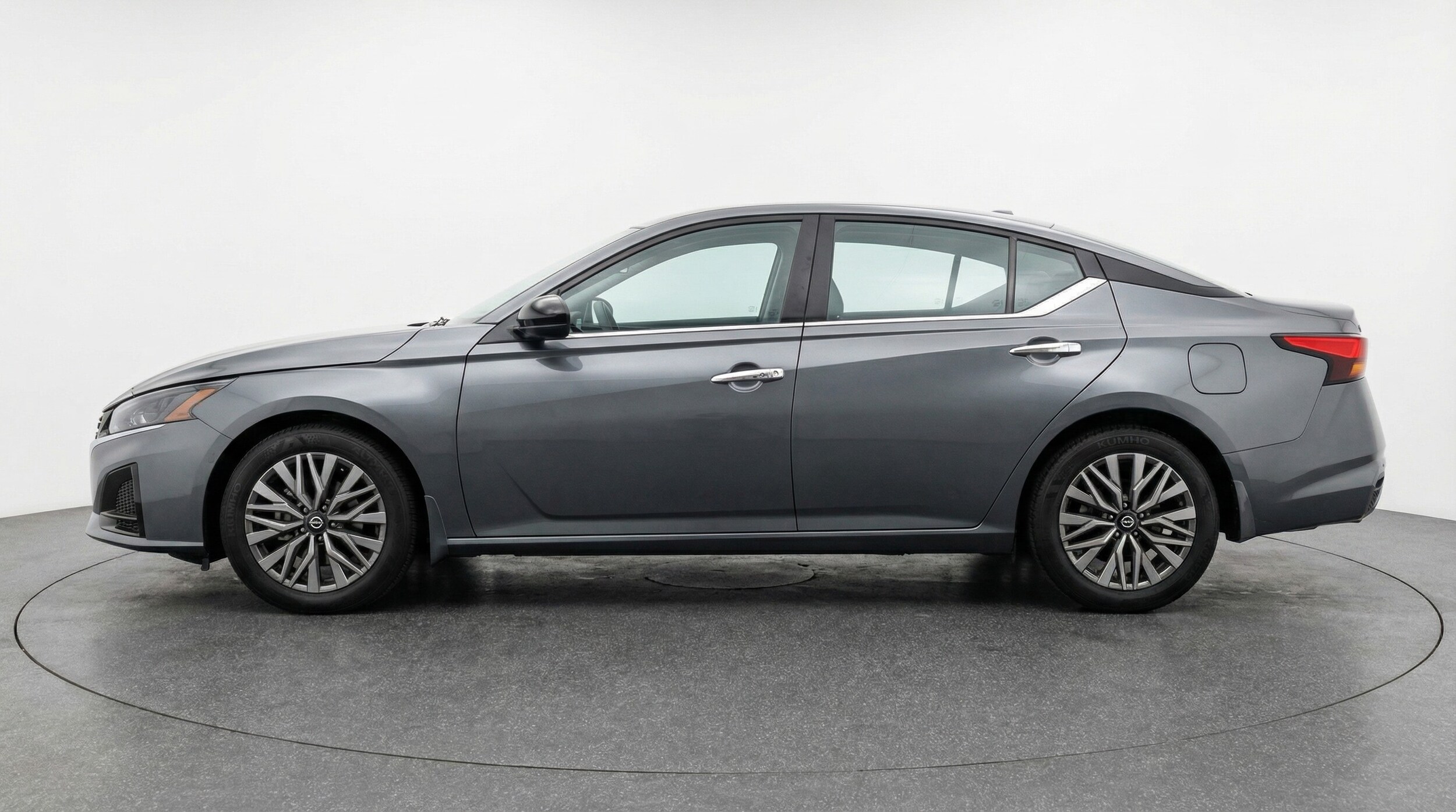 Thumbnail: 2025 Nissan Altima - 4