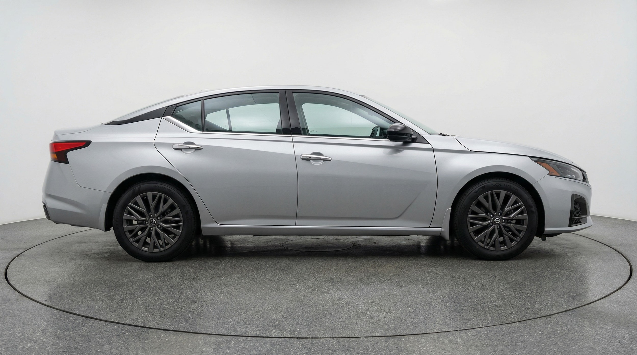 Thumbnail: 2025 Nissan Altima - 8