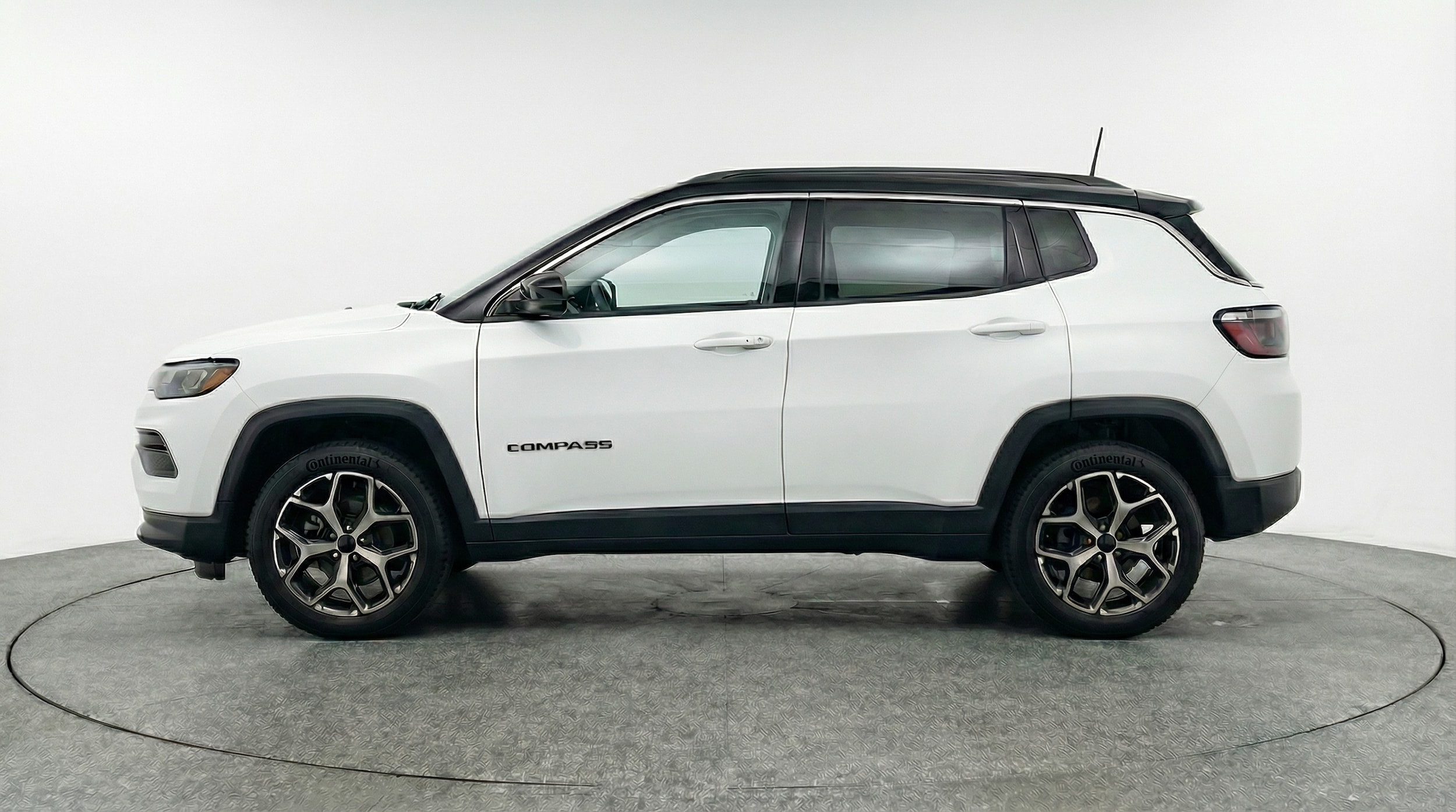 Thumbnail: 2025 Jeep Compass - 4