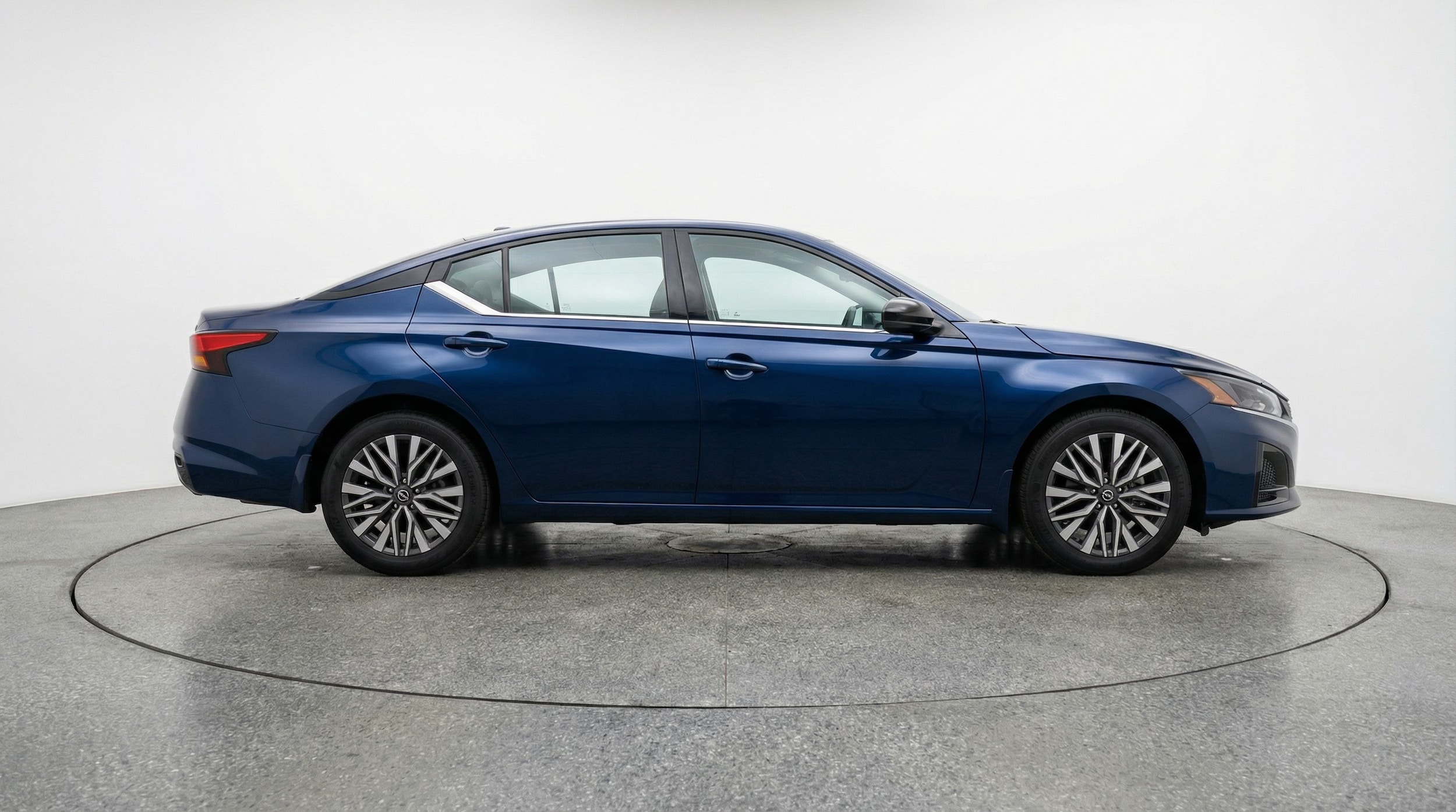 Thumbnail: 2025 Nissan Altima - 8