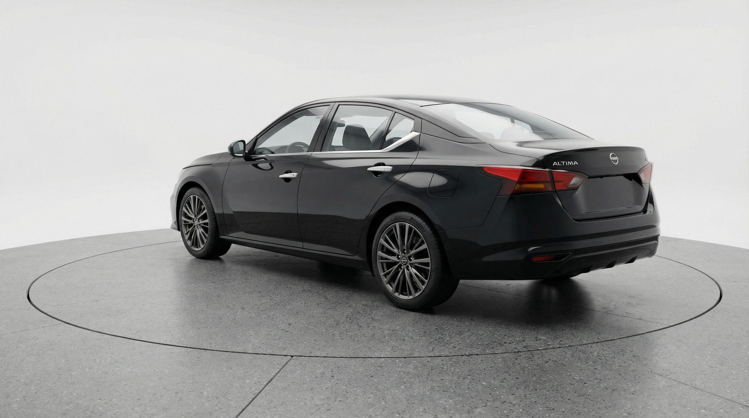 Thumbnail: 2025 Nissan Altima - 5