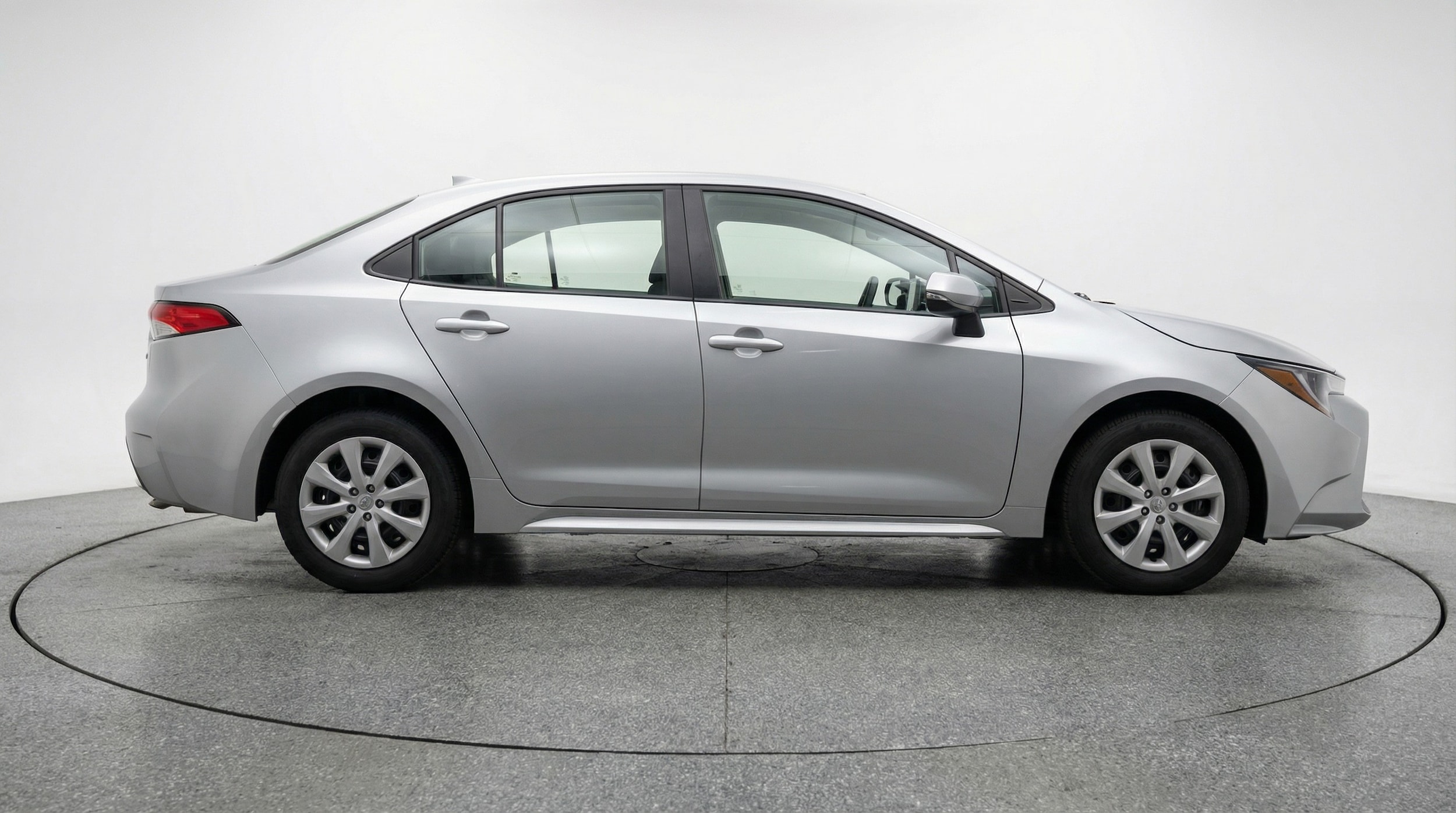 Thumbnail: 2025 Toyota Corolla - 8