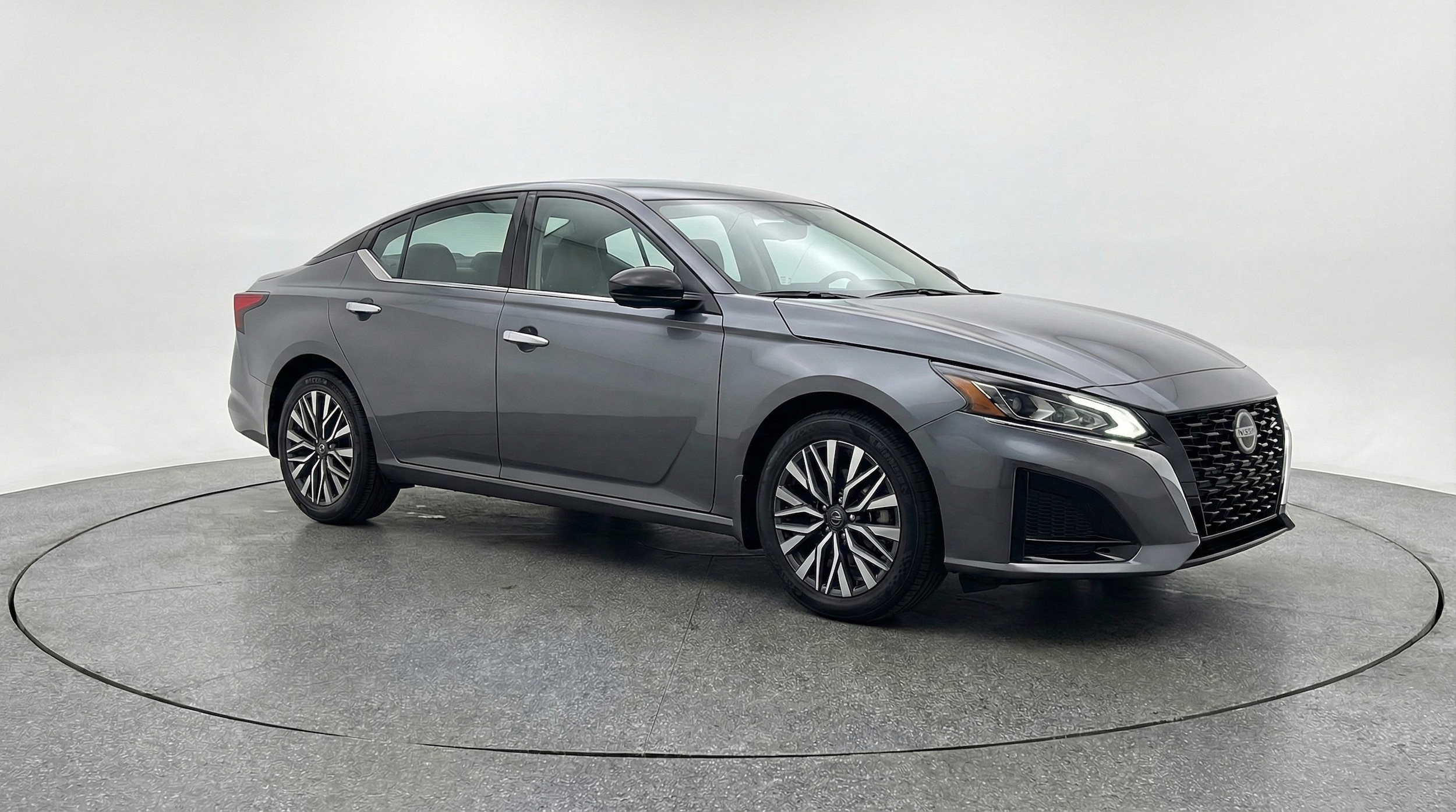 Thumbnail: 2025 Nissan Altima - 1