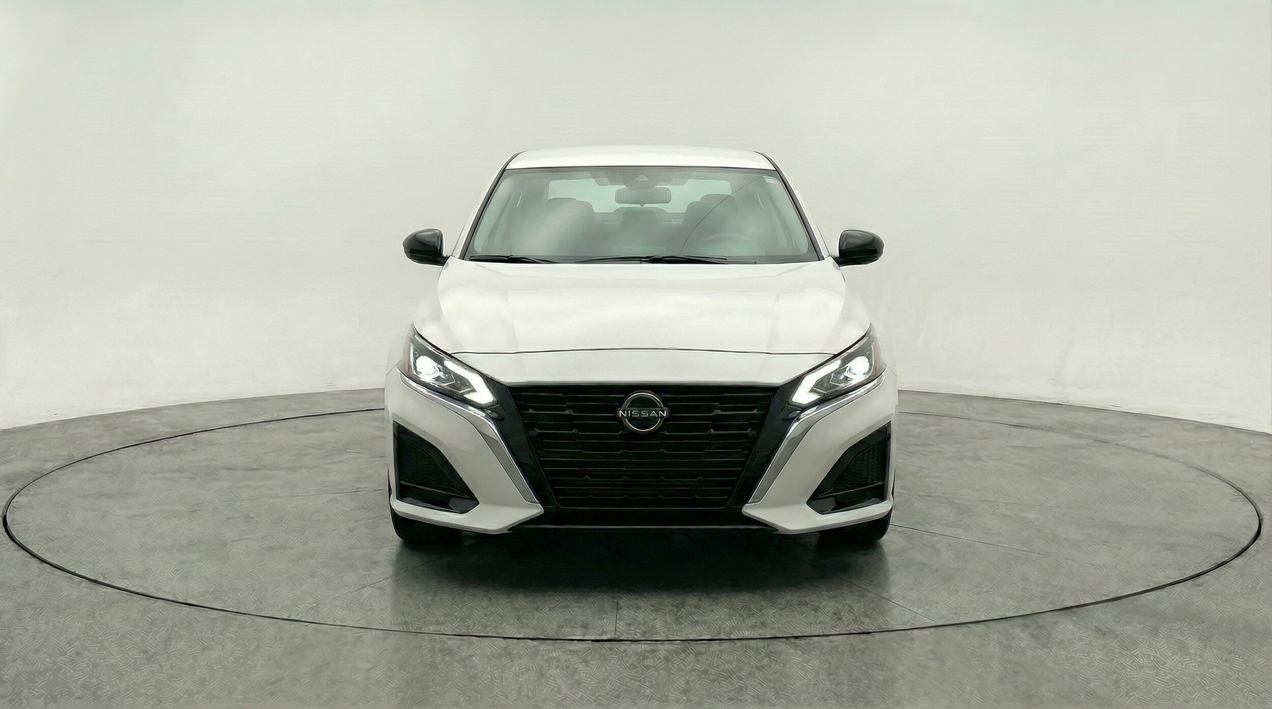 Thumbnail: 2025 Nissan Altima - 2