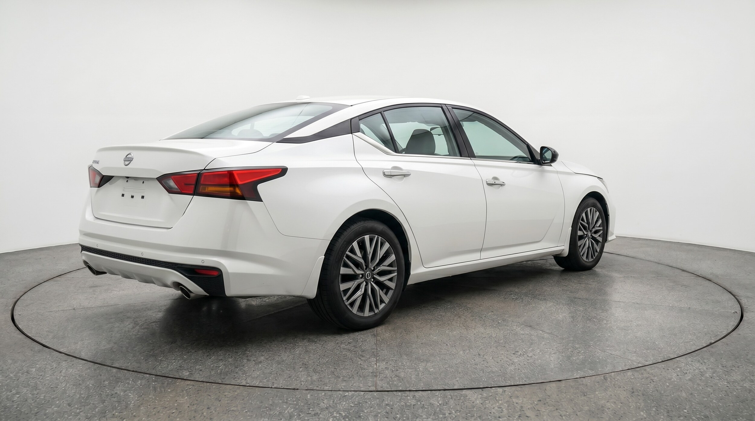 Thumbnail: 2025 Nissan Altima - 7