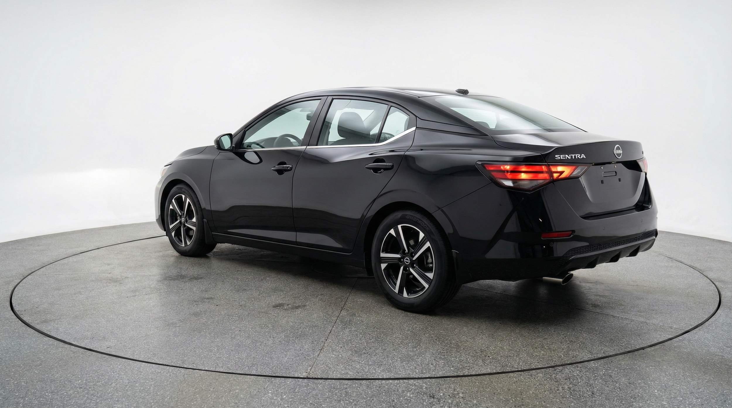 Thumbnail: 2025 Nissan Sentra - 5