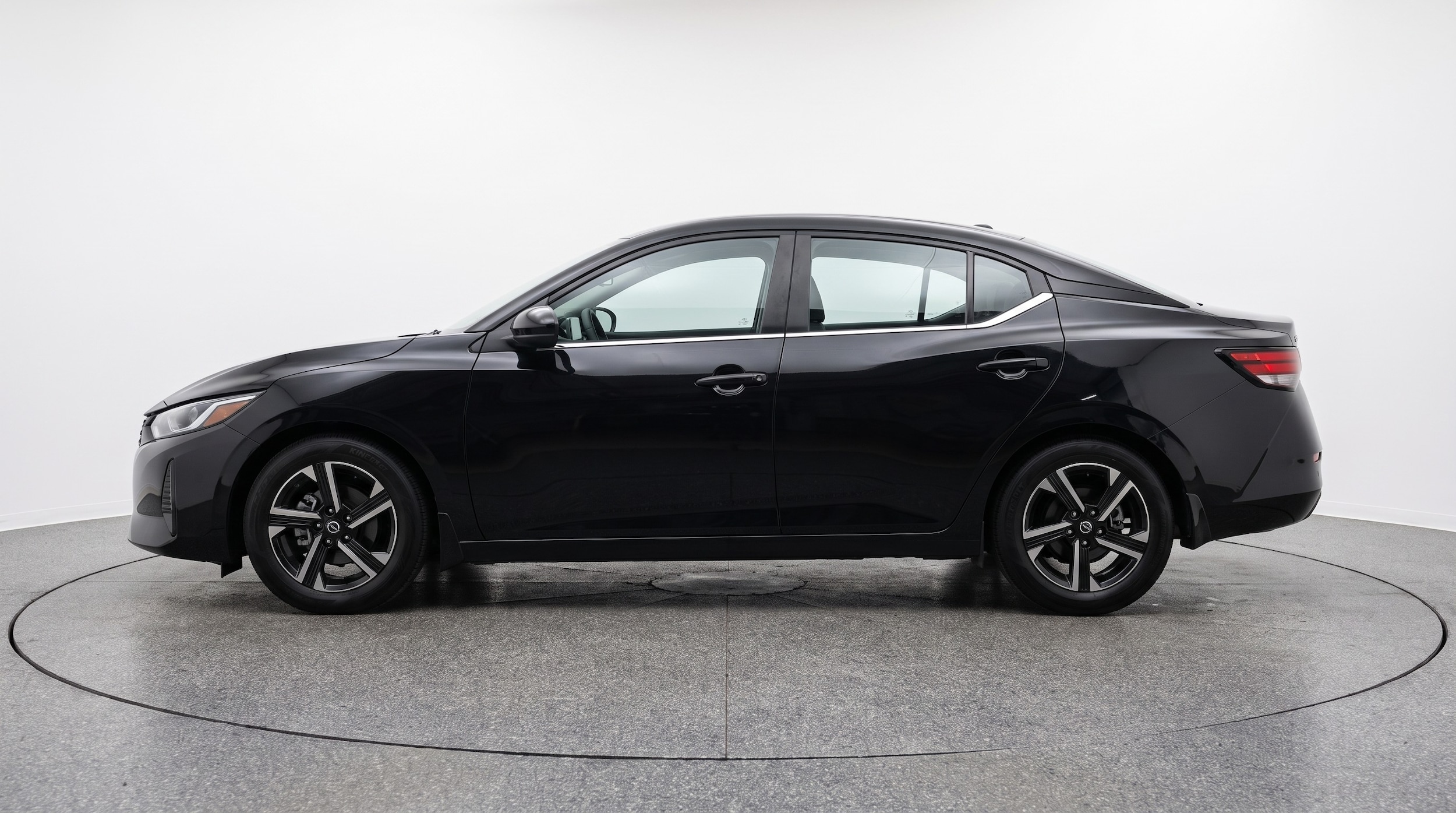 Thumbnail: 2025 Nissan Sentra - 4