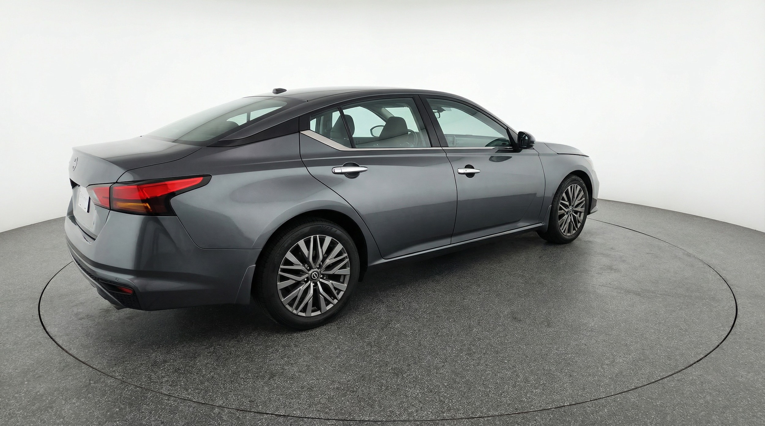 Thumbnail: 2025 Nissan Altima - 7