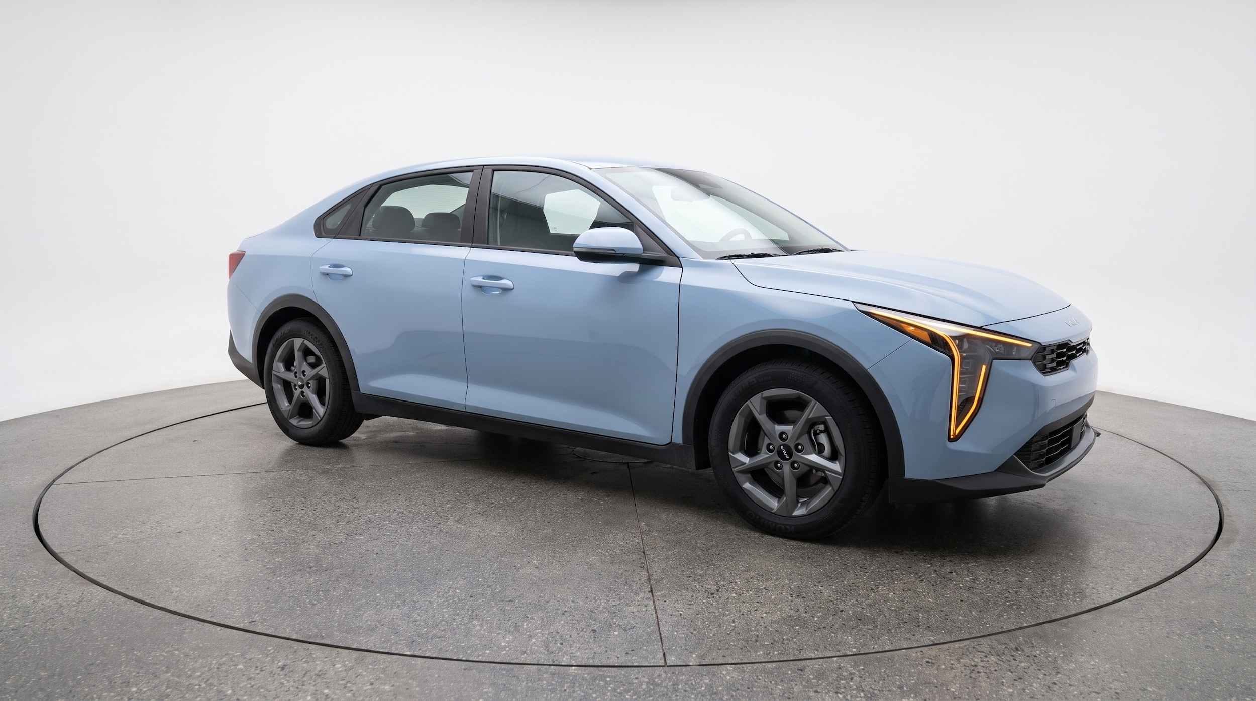 Thumbnail: 2026 Kia K4 - 1