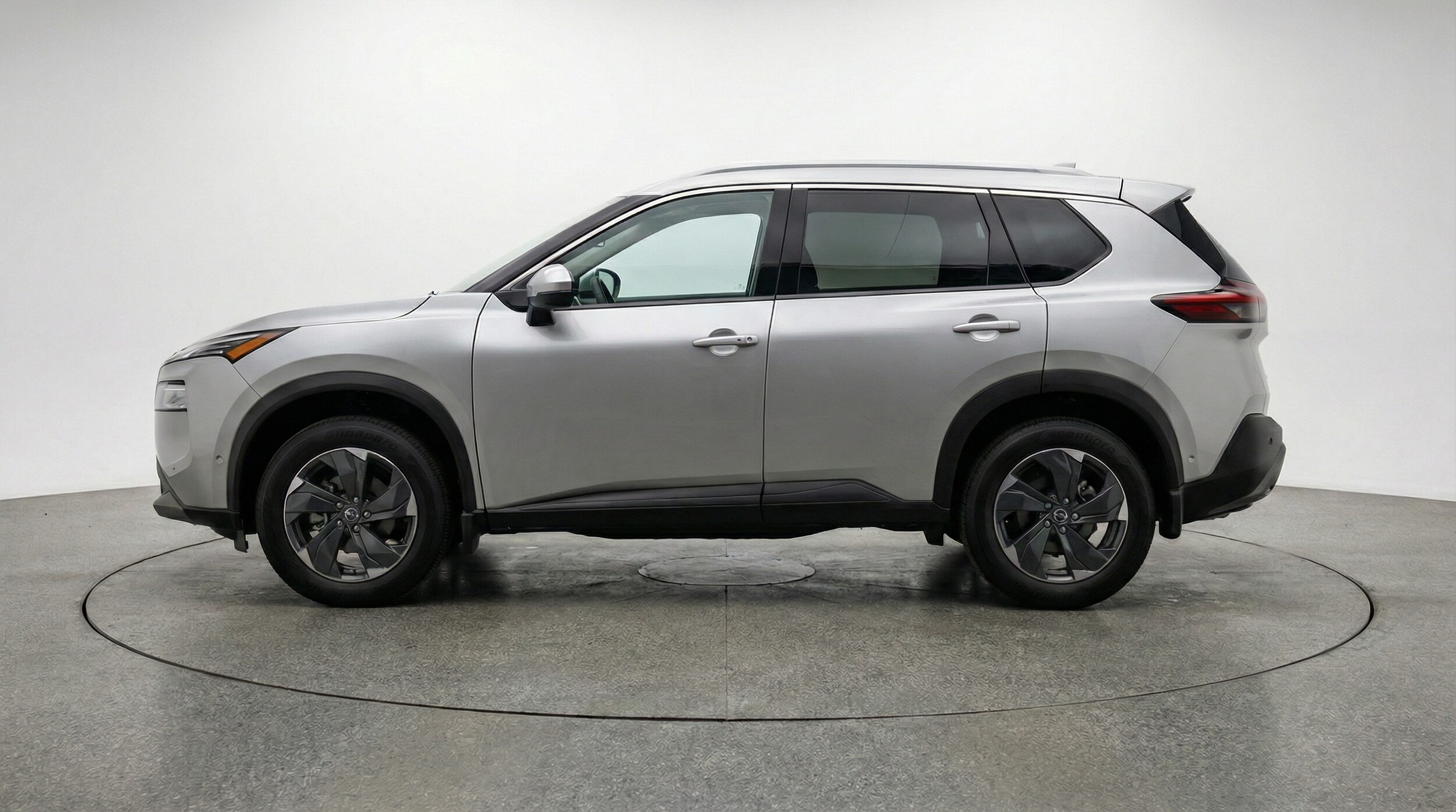 Thumbnail: 2025 Nissan Rogue - 4