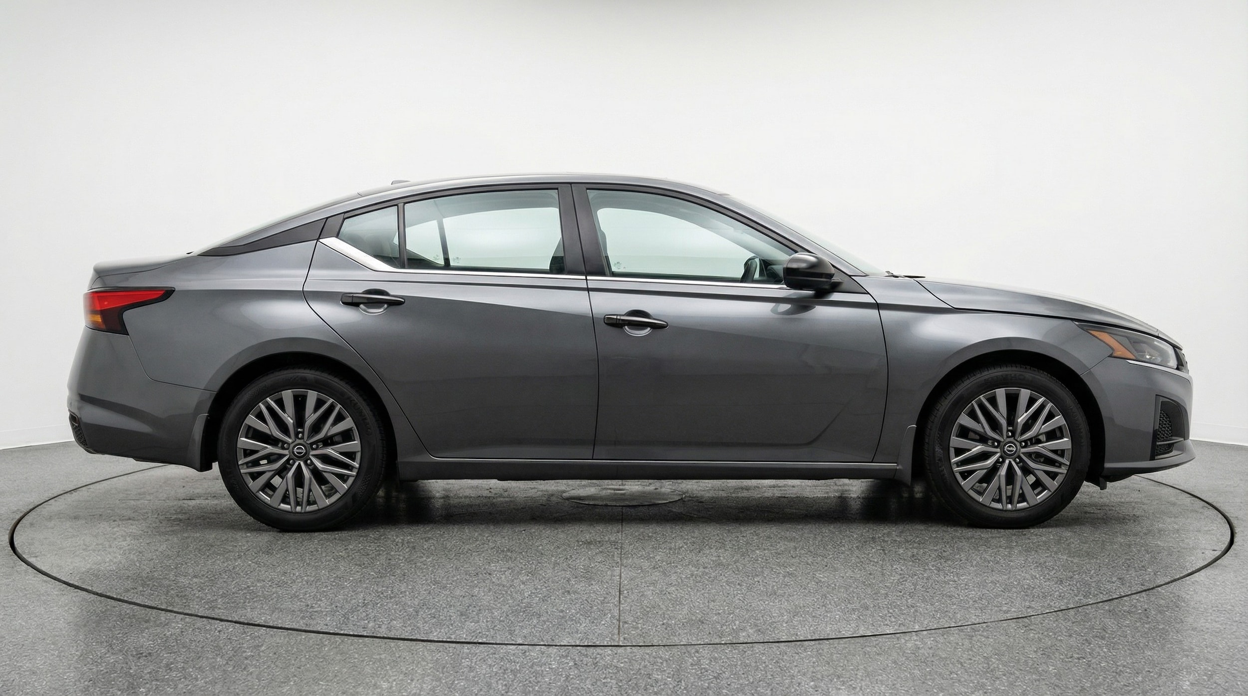 Thumbnail: 2025 Nissan Altima - 8