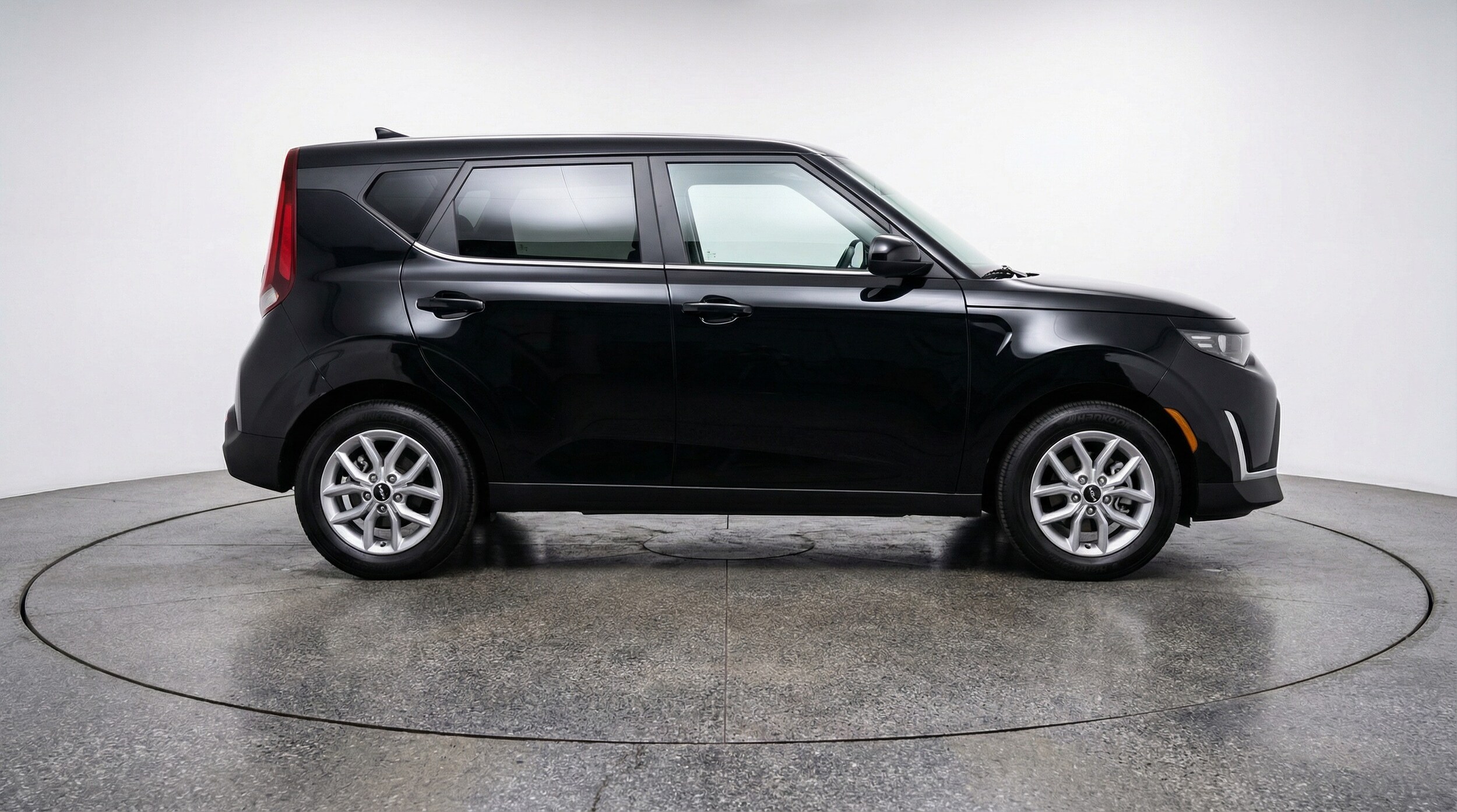 Thumbnail: 2025 Kia Soul - 8