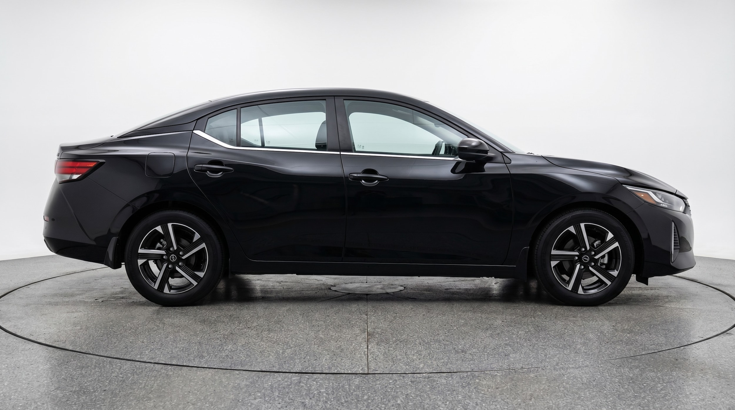 Thumbnail: 2025 Nissan Sentra - 8