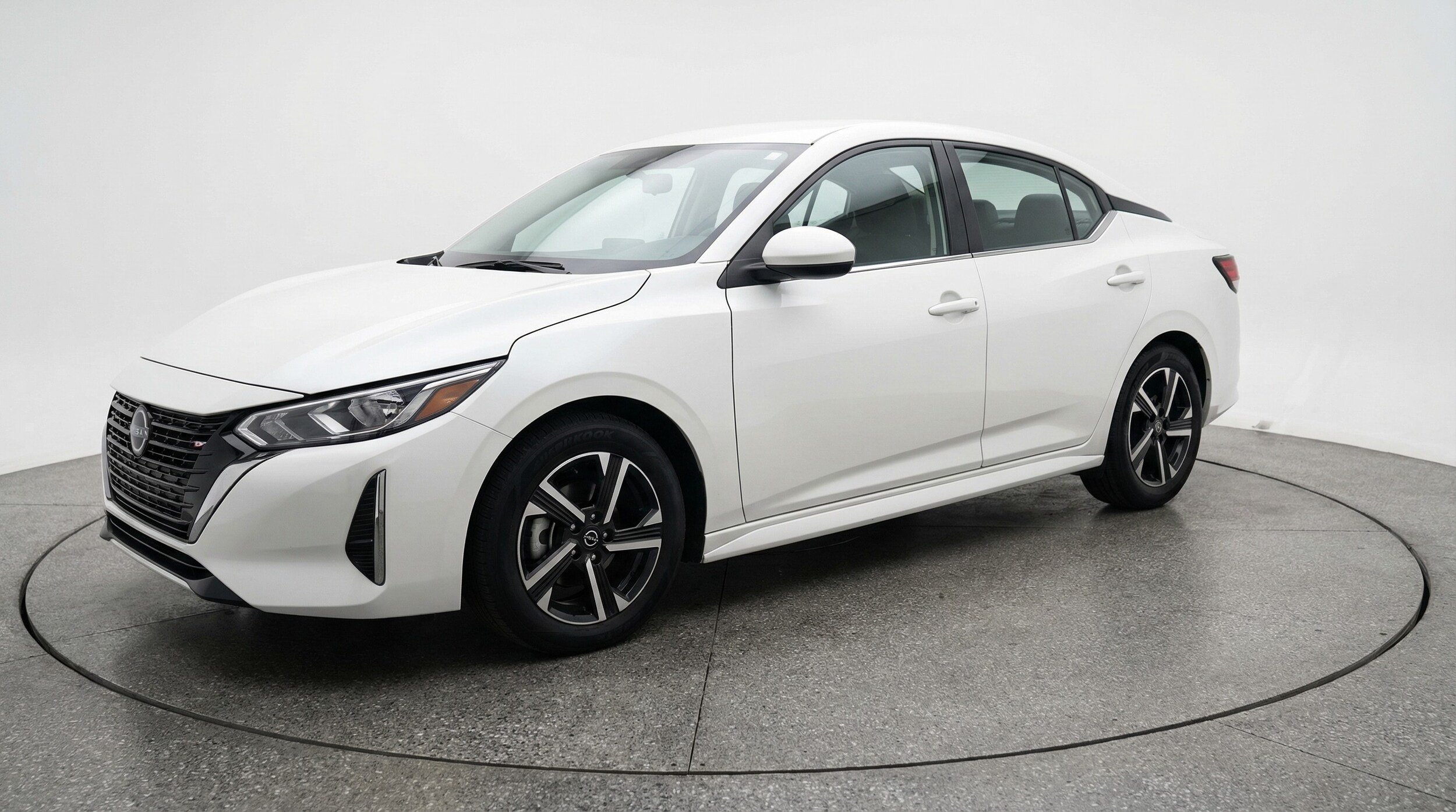 Thumbnail: 2025 Nissan Sentra - 3