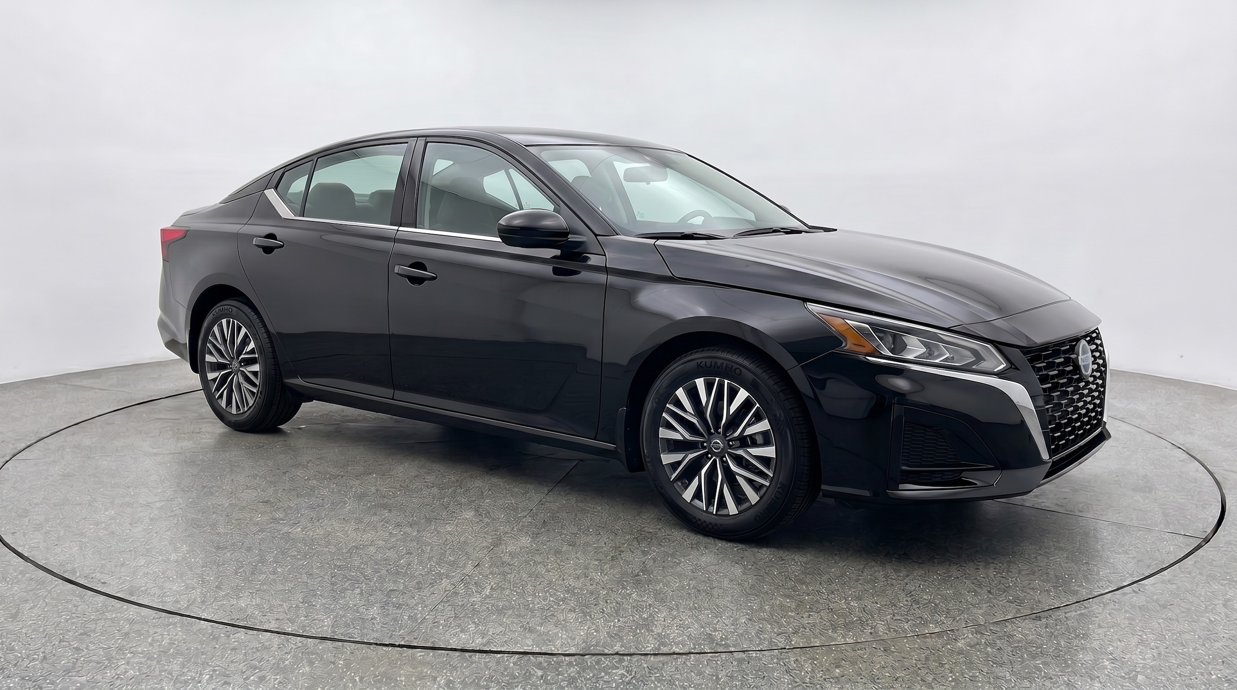 Thumbnail: 2026 Nissan Altima - 1