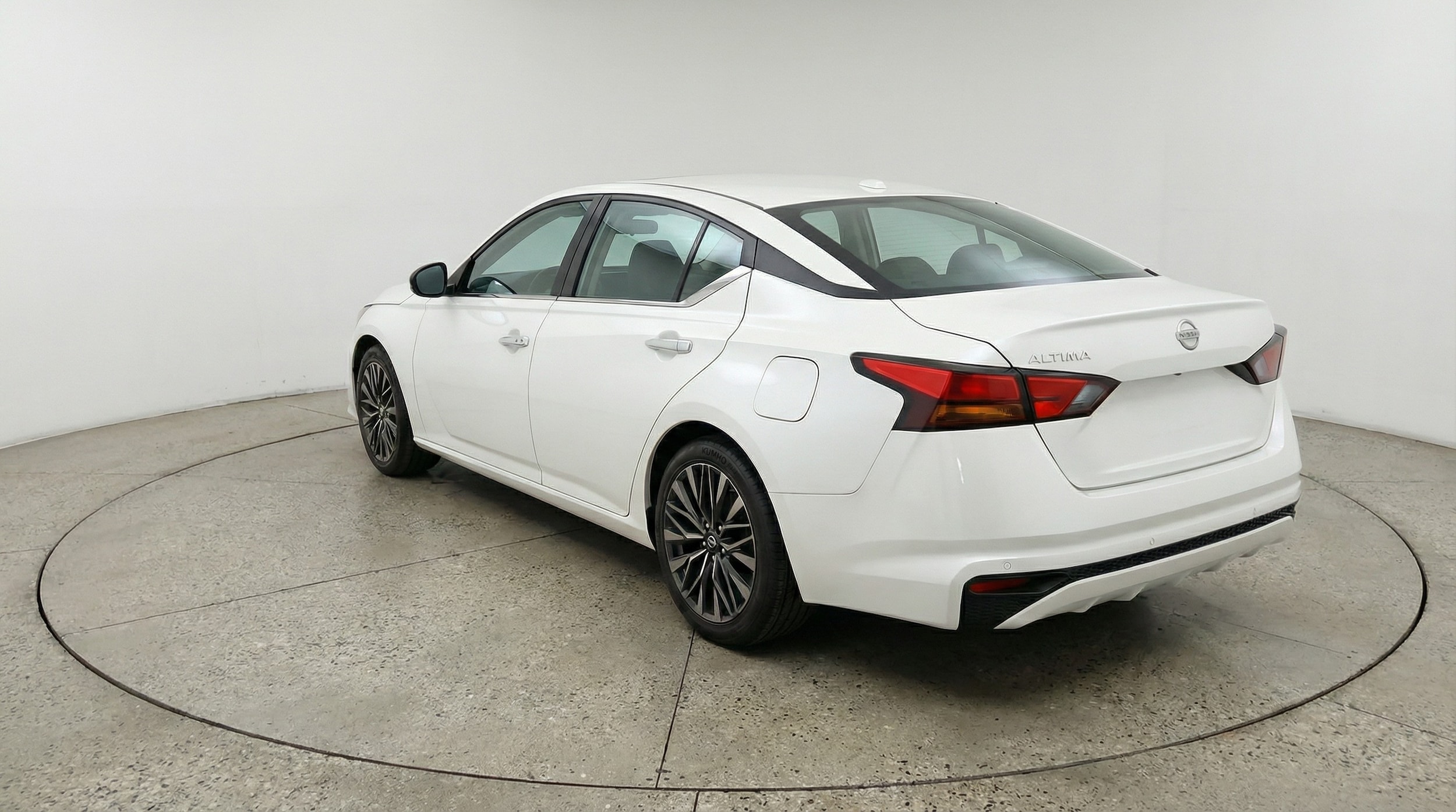 Thumbnail: 2025 Nissan Altima - 5