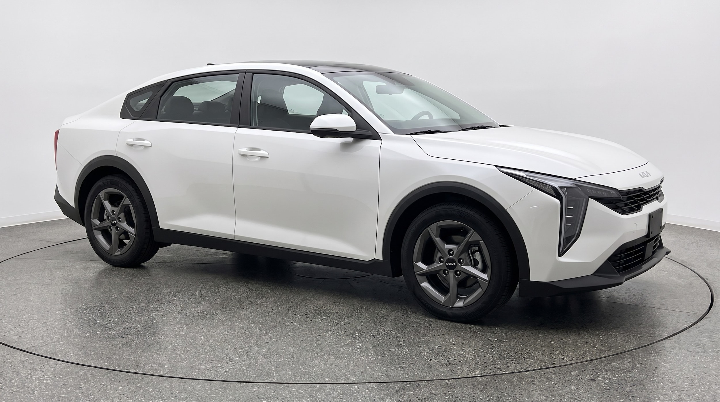 Thumbnail: 2025 Kia K4 - 1