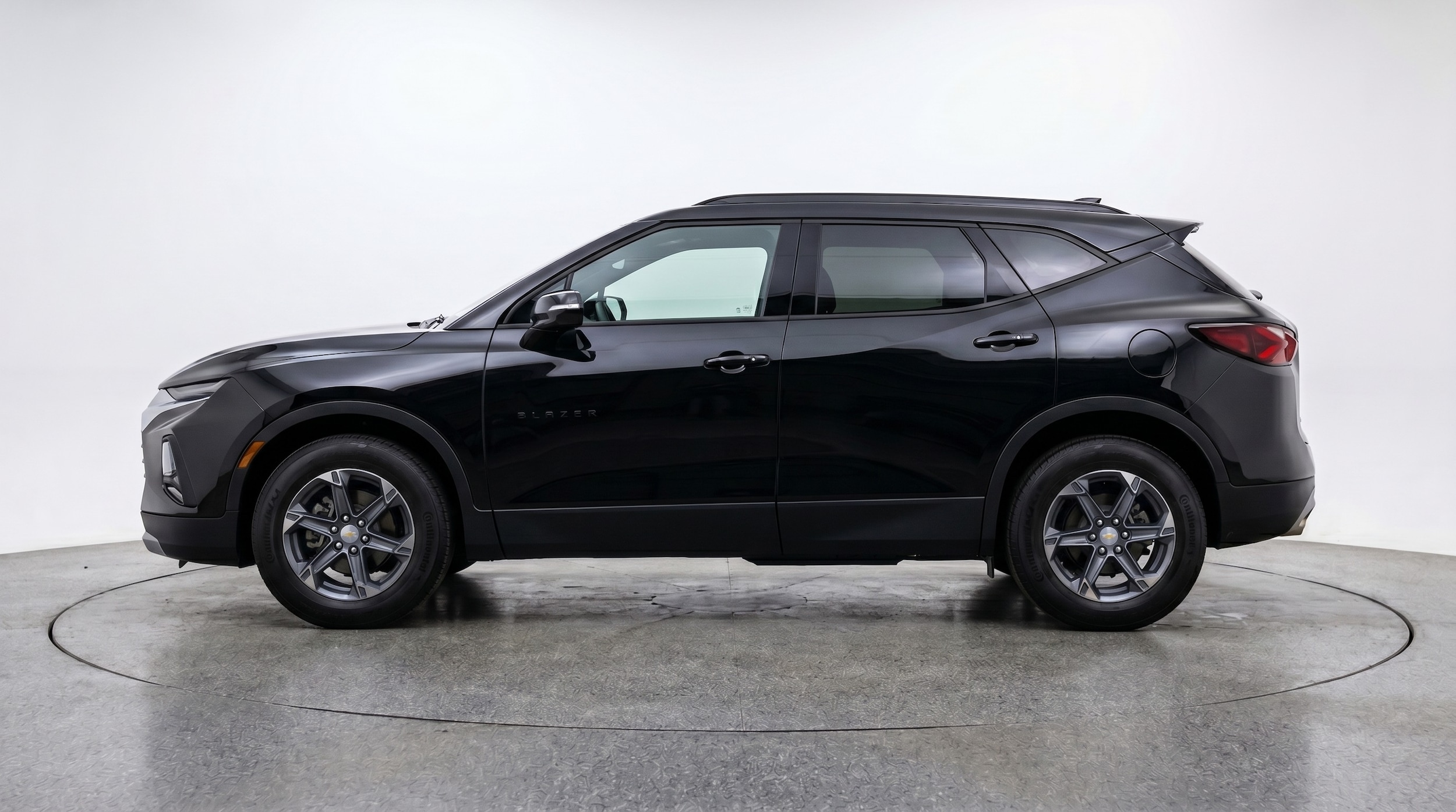 Thumbnail: 2025 Chevrolet Blazer - 4