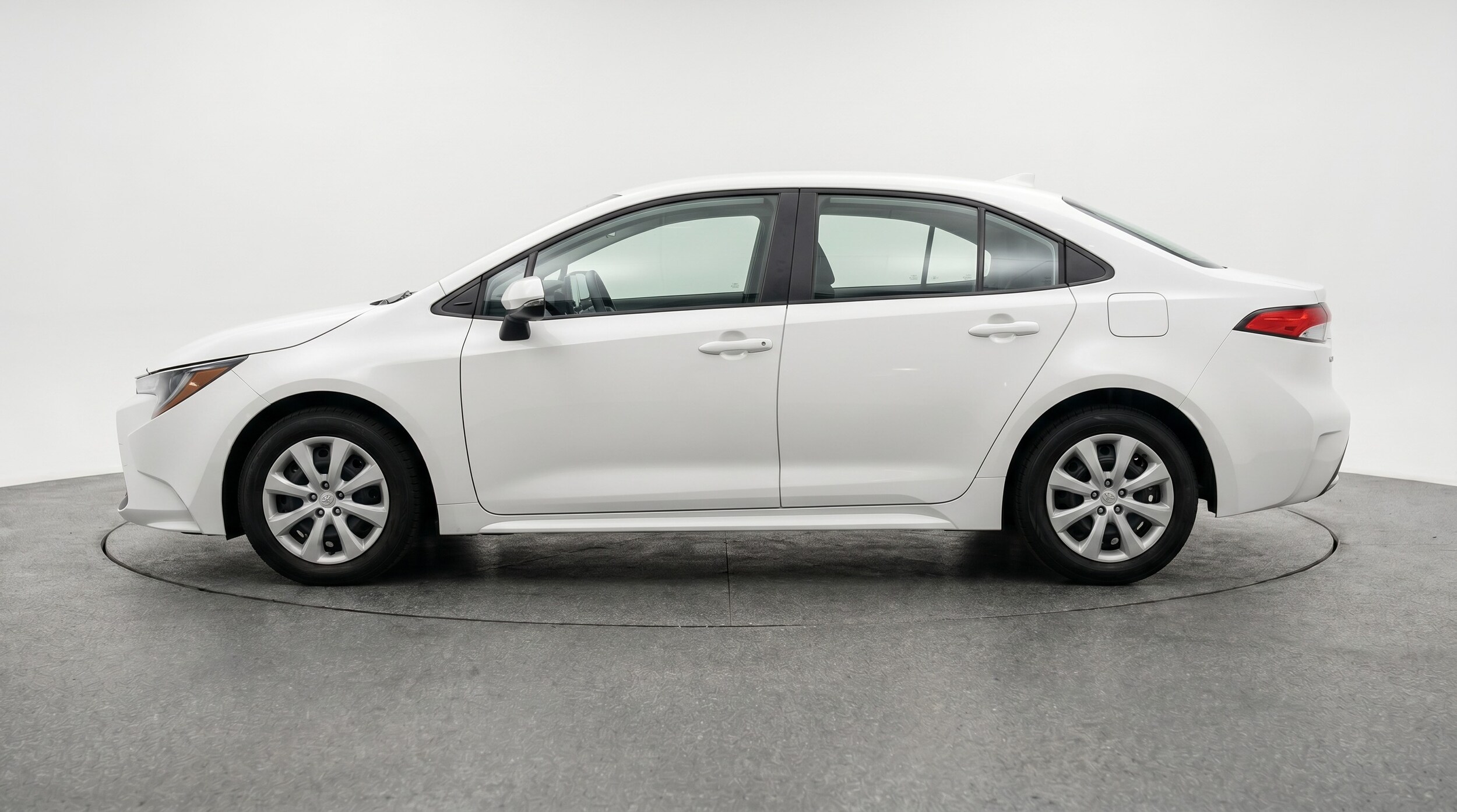 Thumbnail: 2025 Toyota Corolla - 4