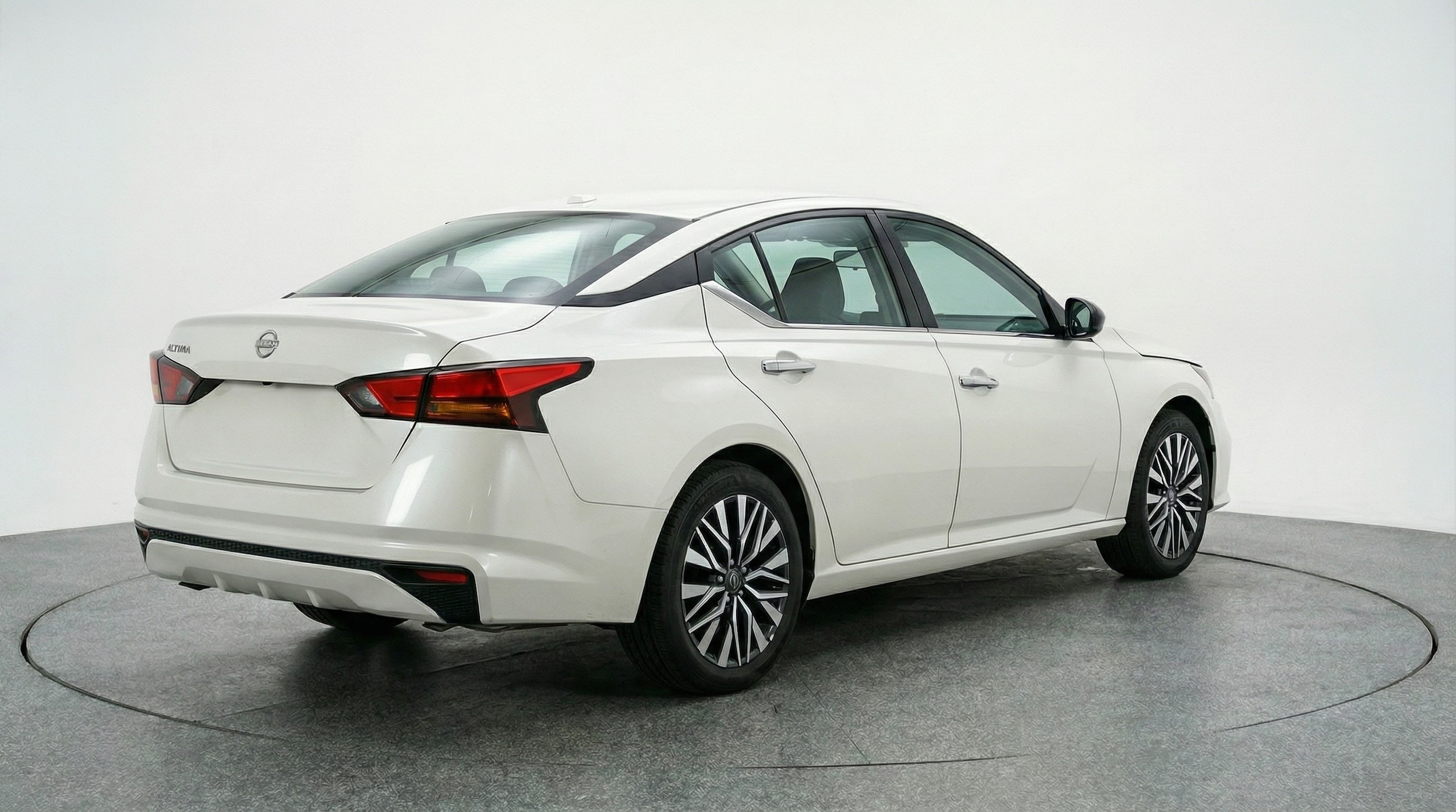 Thumbnail: 2025 Nissan Altima - 7