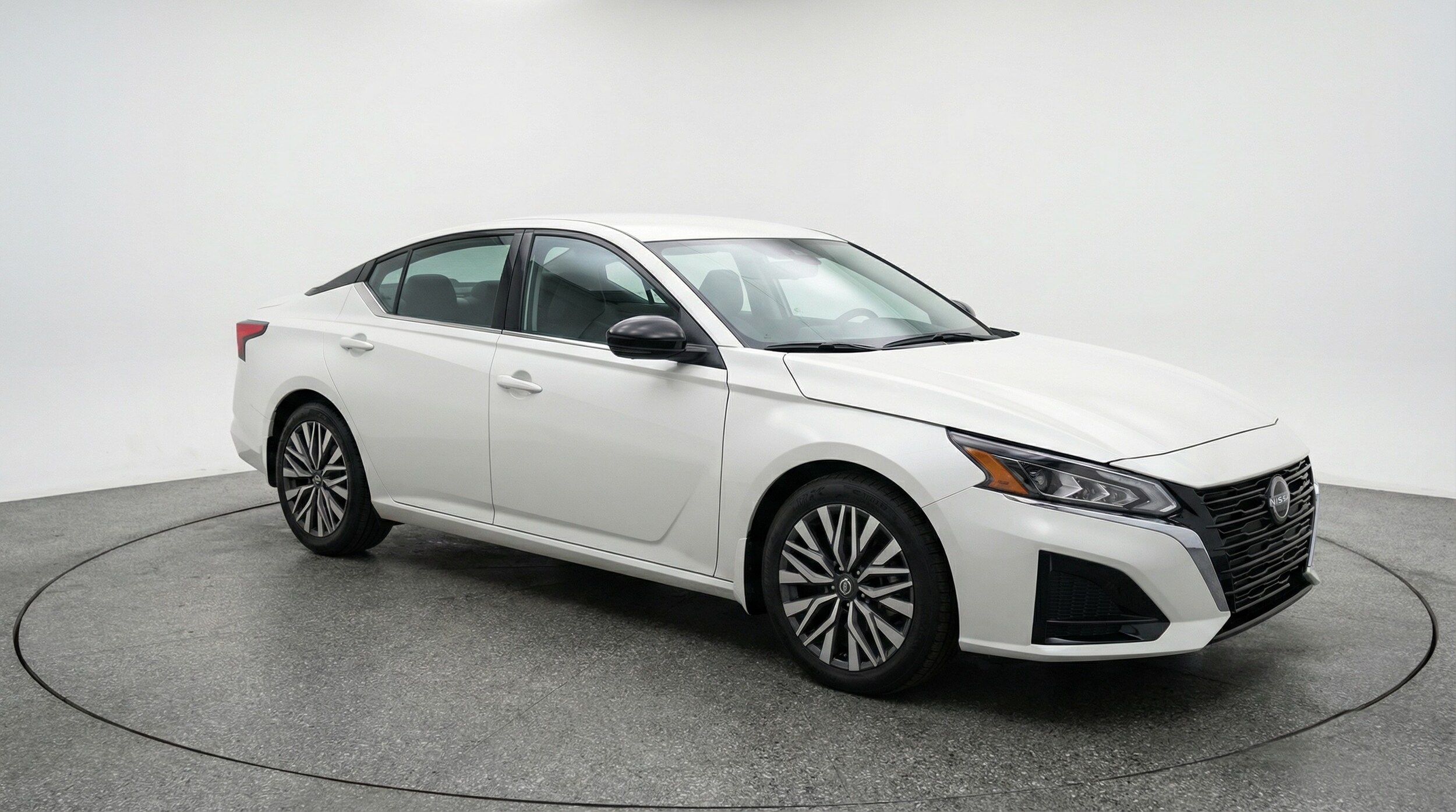 Thumbnail: 2025 Nissan Altima - 1