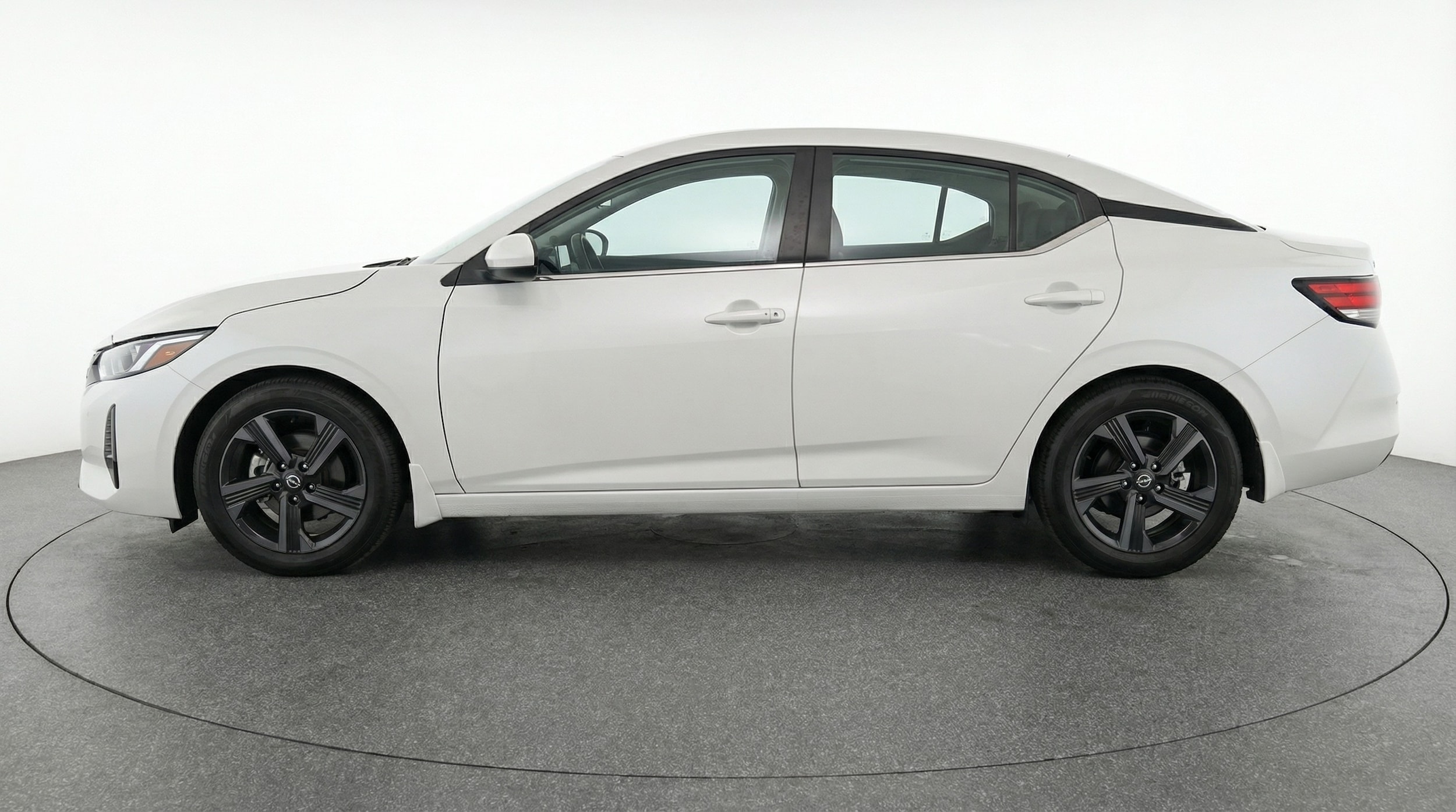 Thumbnail: 2025 Nissan Sentra - 4