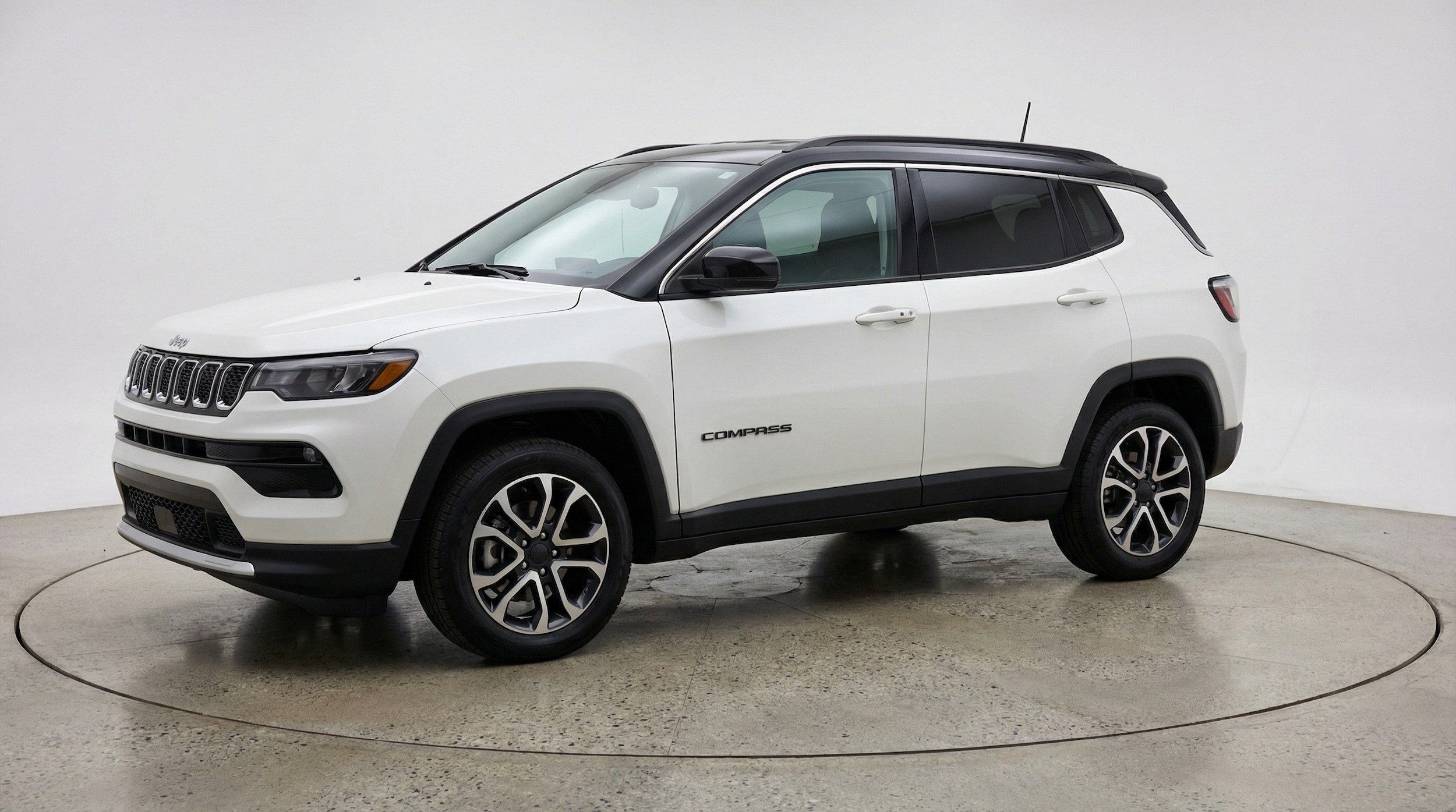 Thumbnail: 2025 Jeep Compass - 3