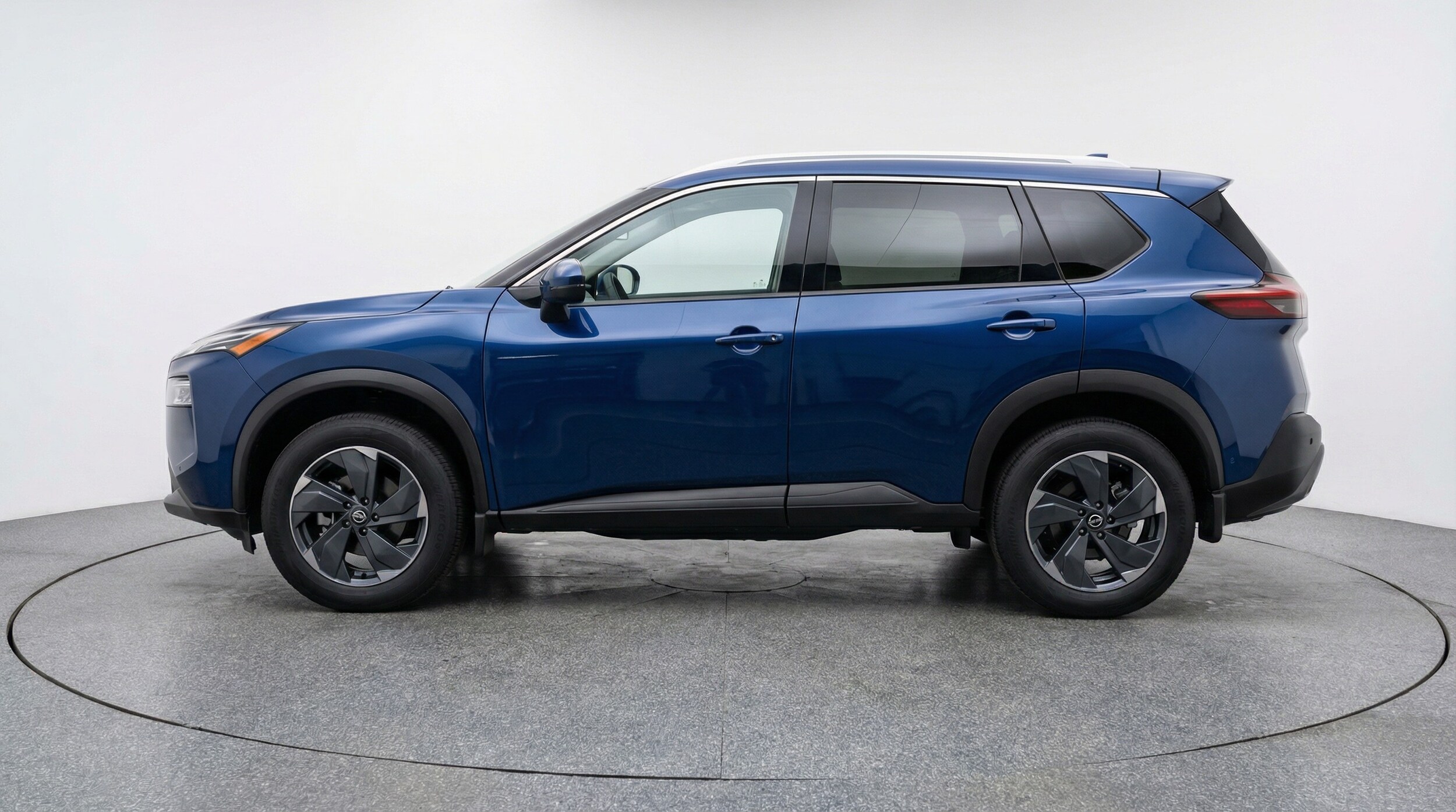 Thumbnail: 2025 Nissan Rogue - 4