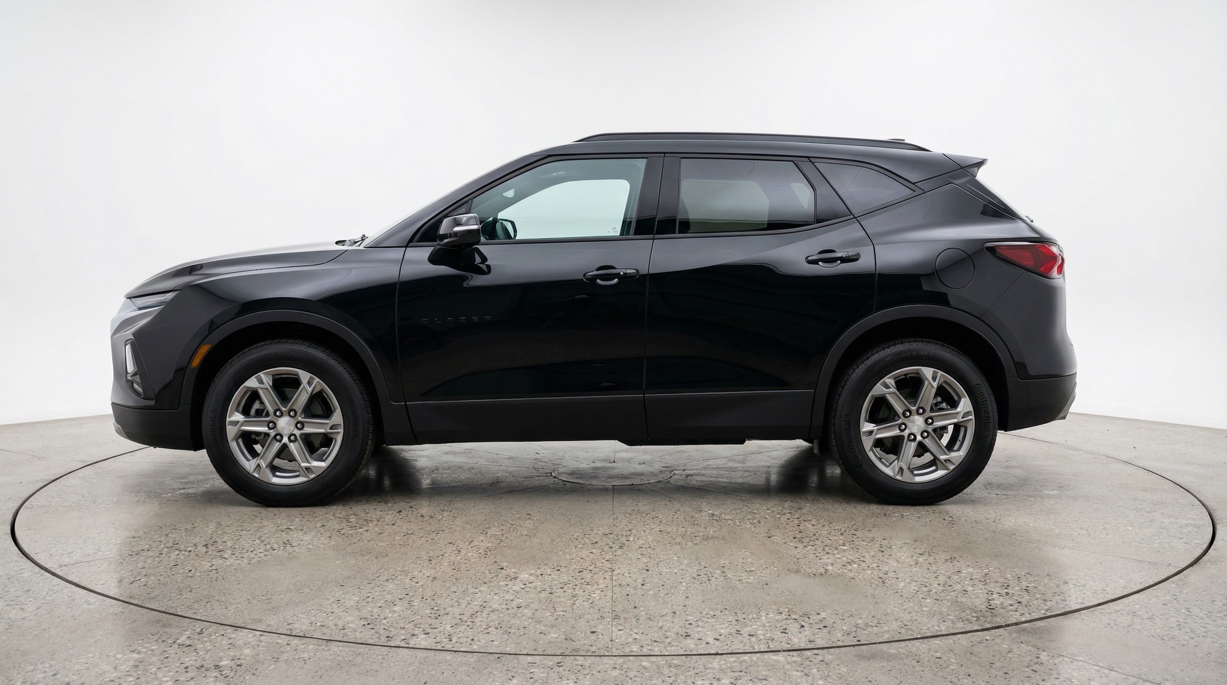 Thumbnail: 2025 Chevrolet Blazer - 4