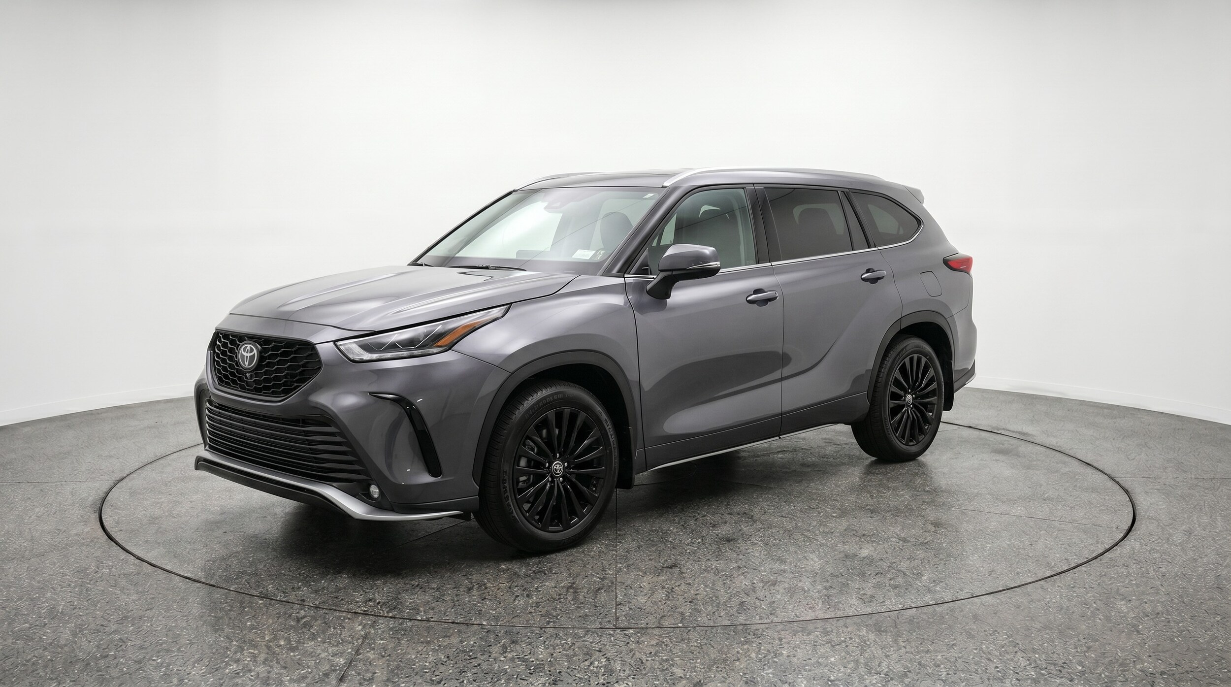 Thumbnail: 2025 Toyota Highlander - 3
