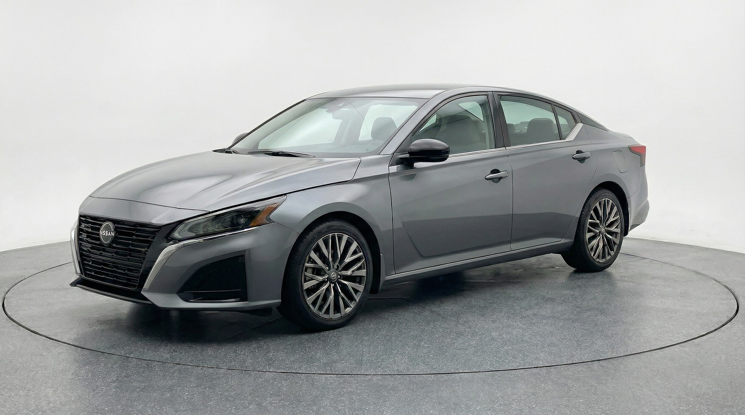 Thumbnail: 2025 Nissan Altima - 3