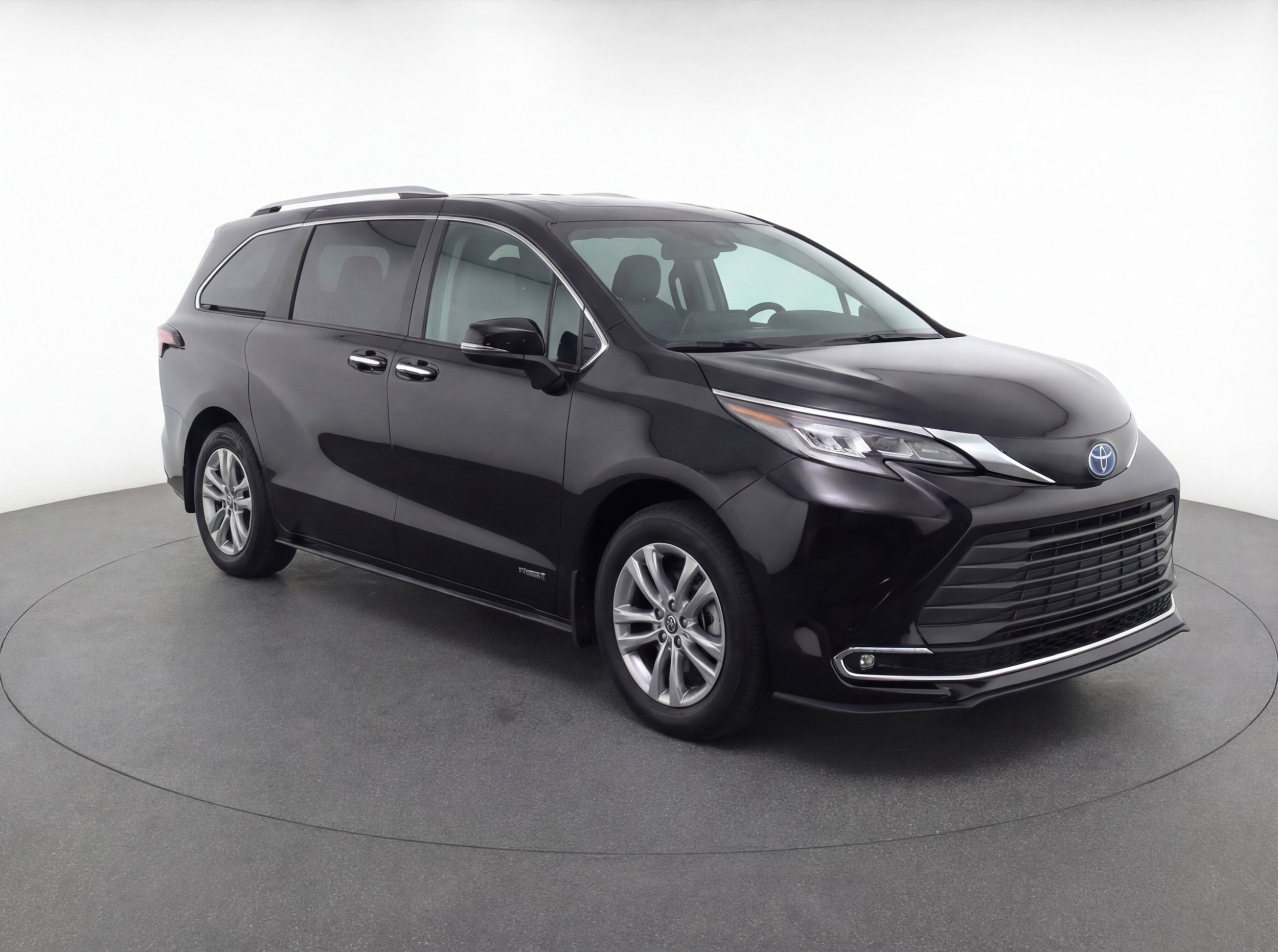 Thumbnail: 2024 Toyota Sienna - 1