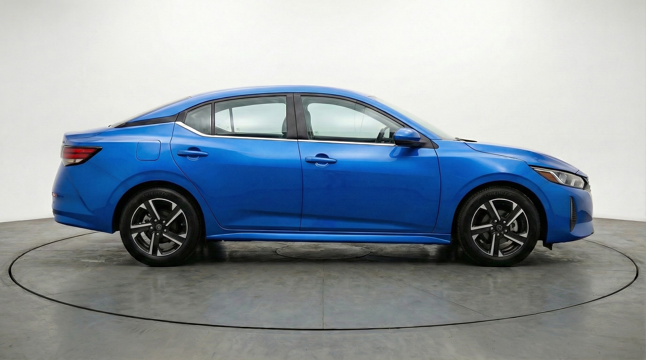 Thumbnail: 2025 Nissan Sentra - 8