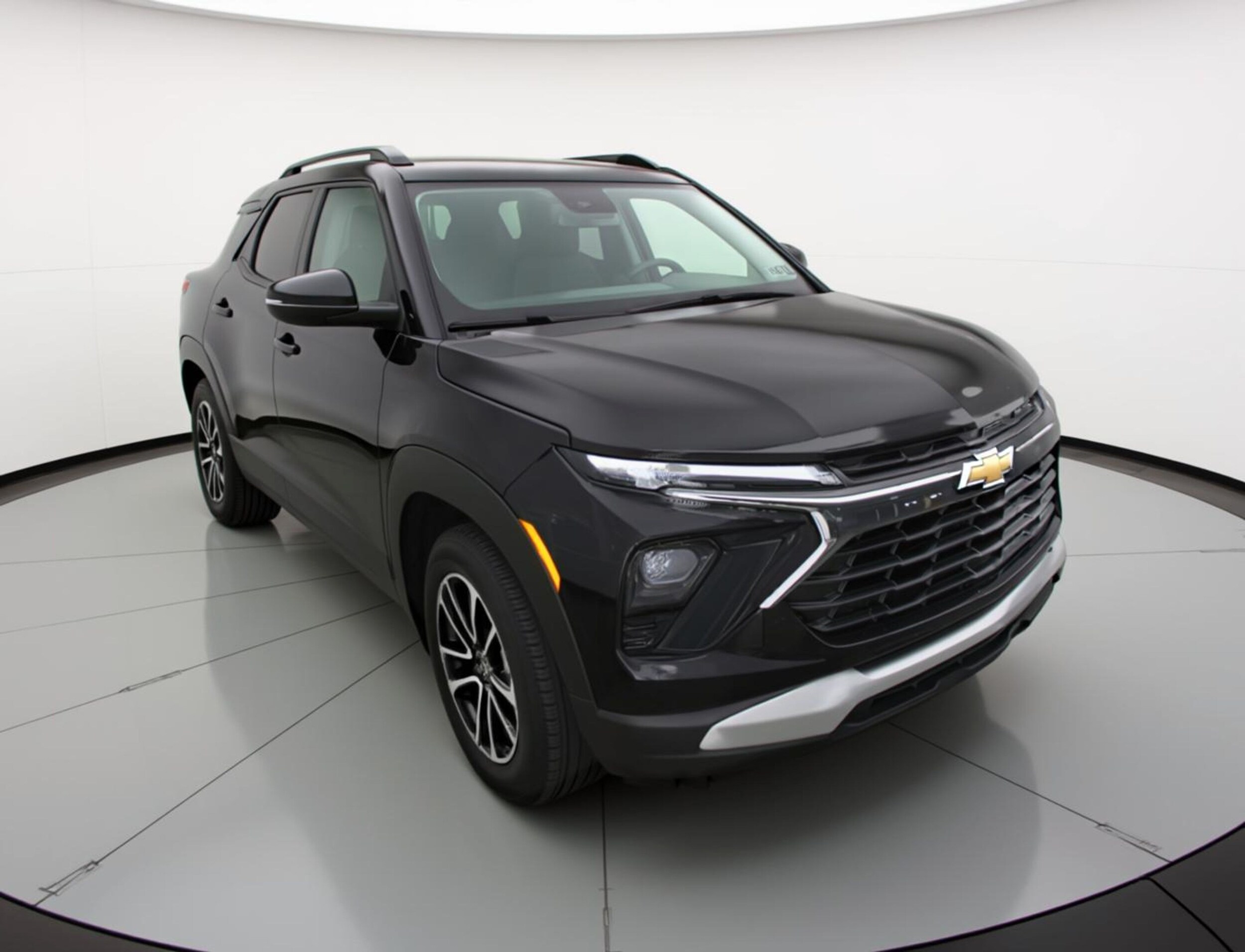 Thumbnail: 2025 Chevrolet TrailBlazer - 1