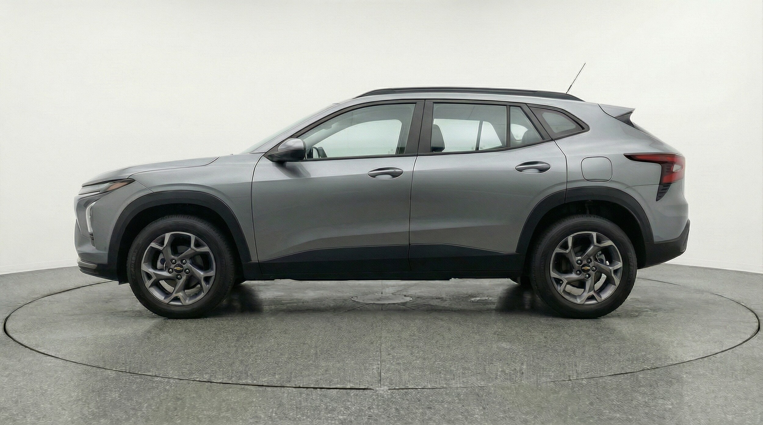 Thumbnail: 2025 Chevrolet Trax - 4