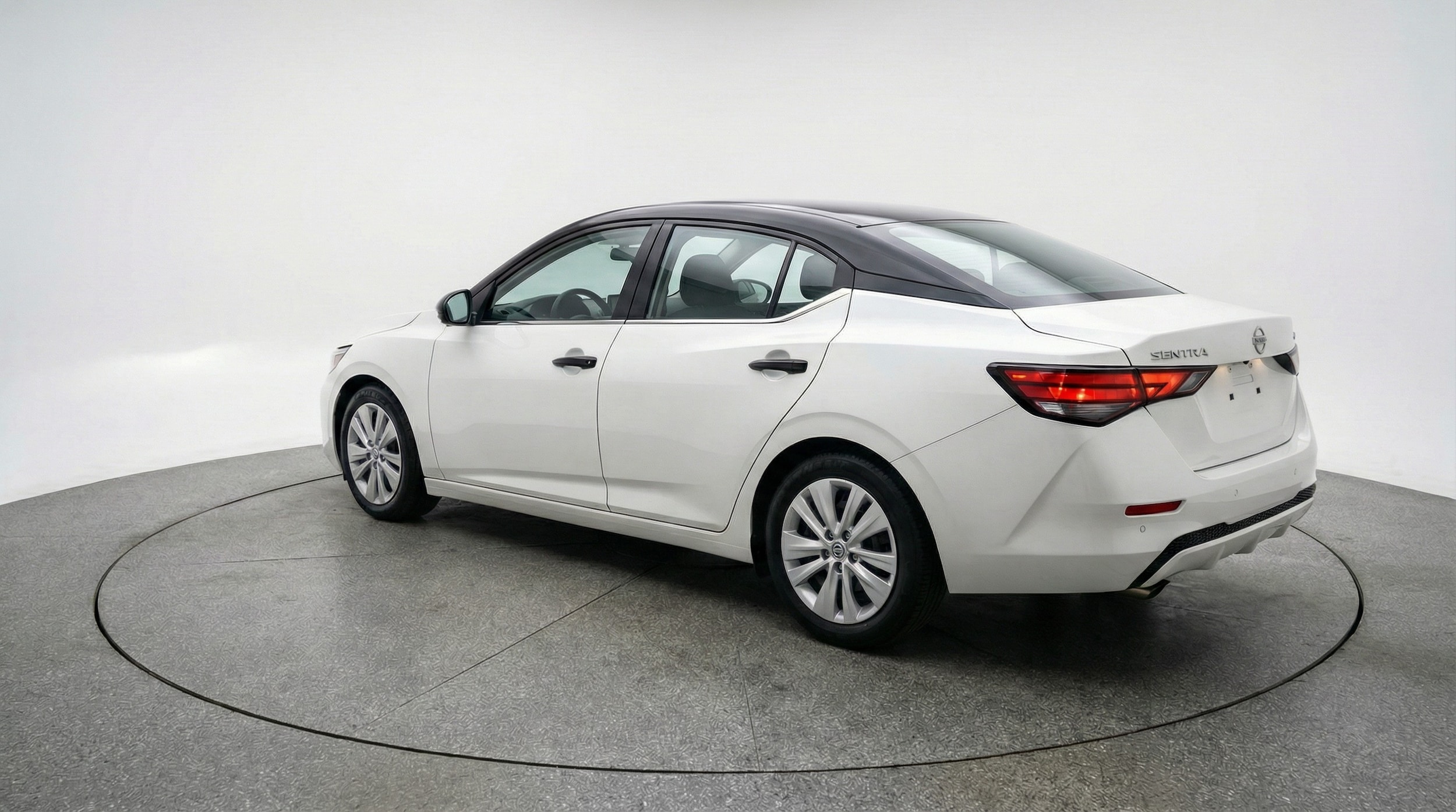 Thumbnail: 2025 Nissan Sentra - 5