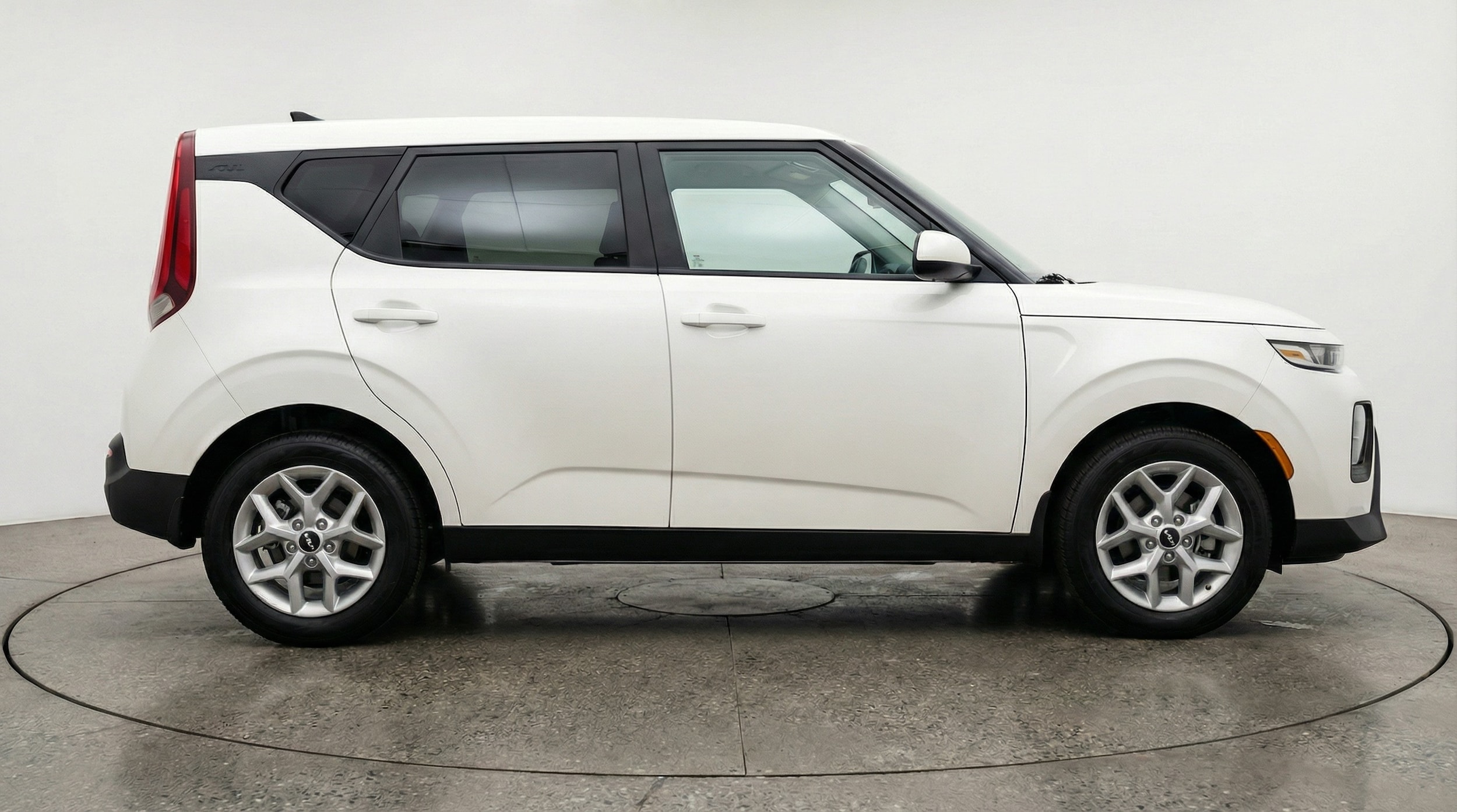 Thumbnail: 2025 Kia Soul - 8
