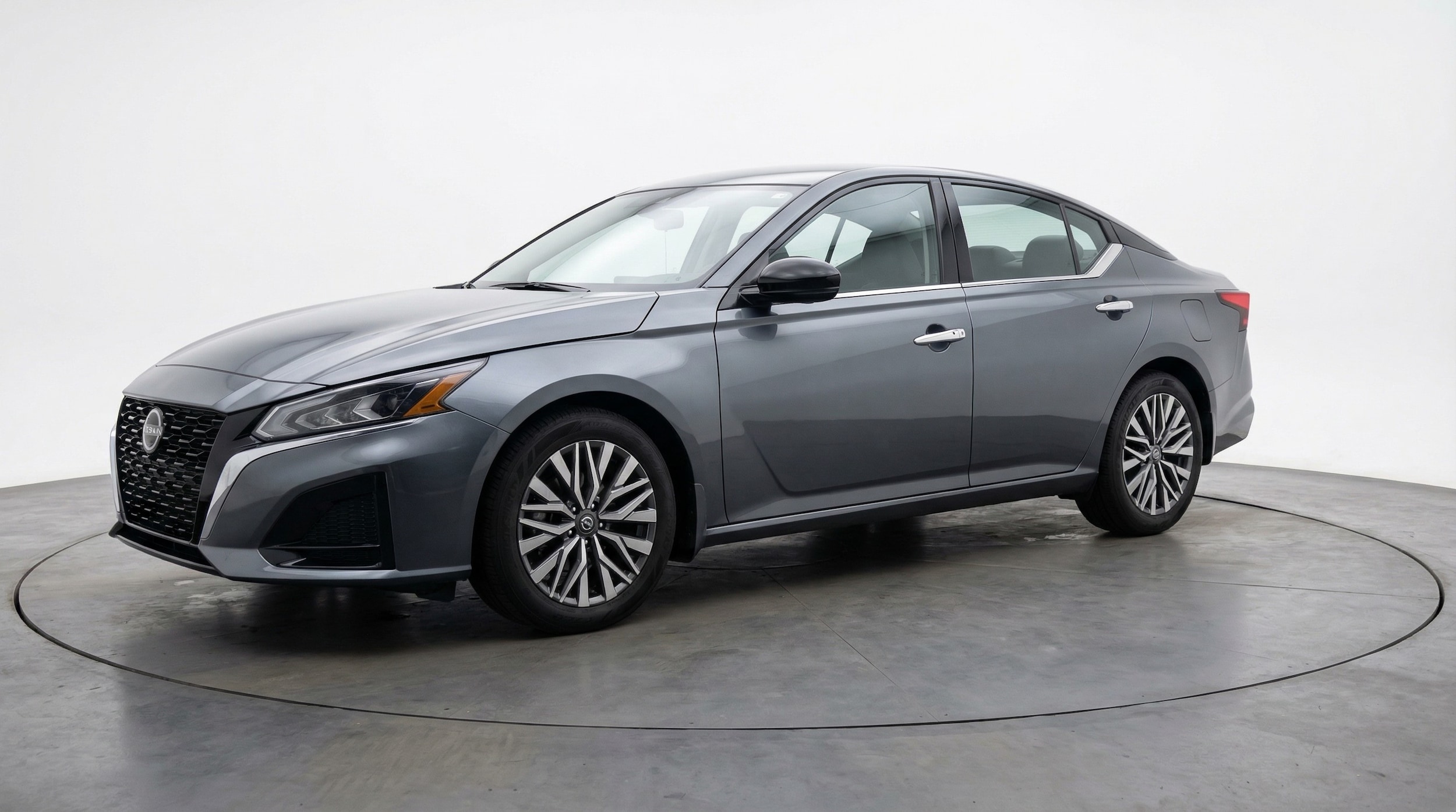 Thumbnail: 2025 Nissan Altima - 3