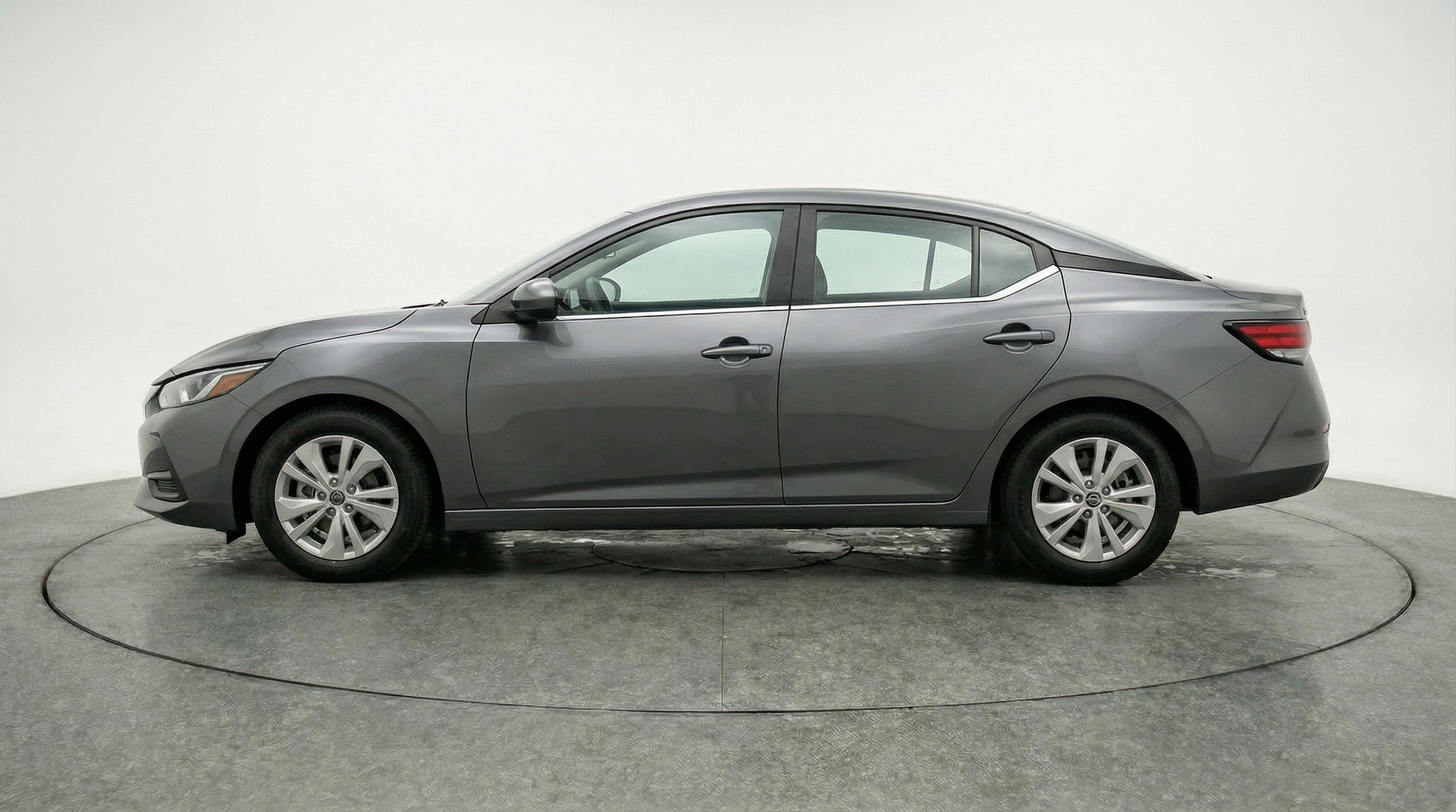 Thumbnail: 2025 Nissan Sentra - 4