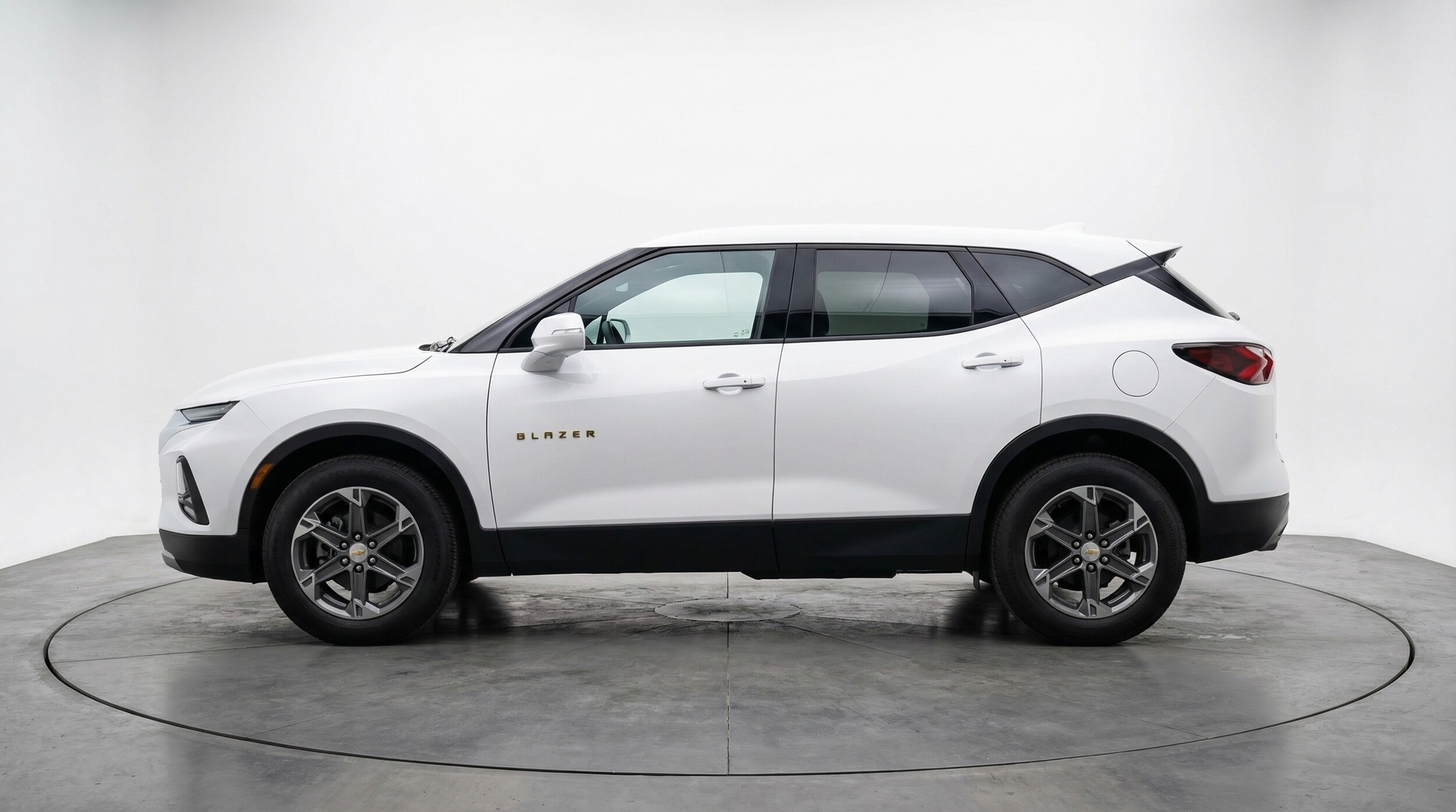 Thumbnail: 2025 Chevrolet Blazer - 4