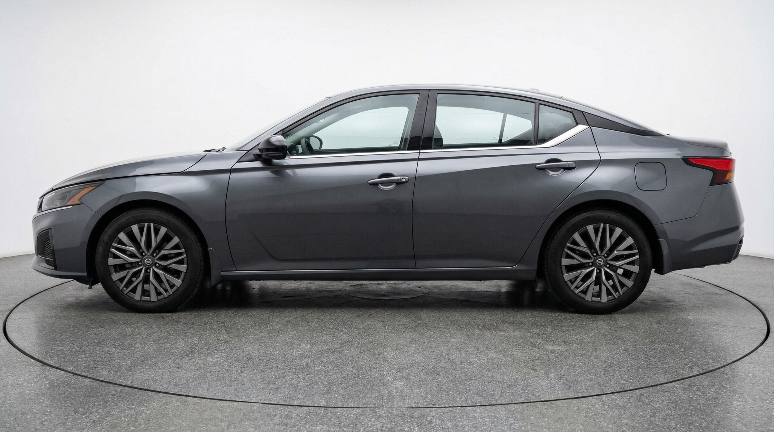 Thumbnail: 2025 Nissan Altima - 4