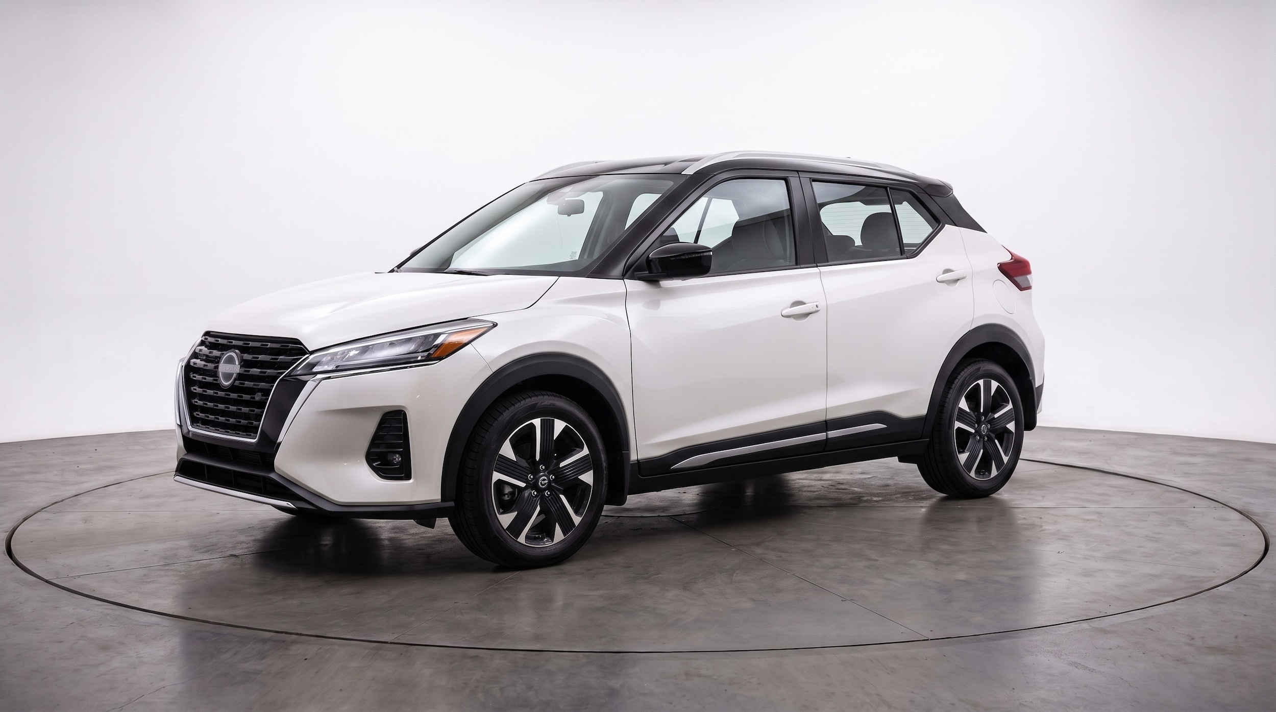 Thumbnail: 2026 Nissan Kicks - 3