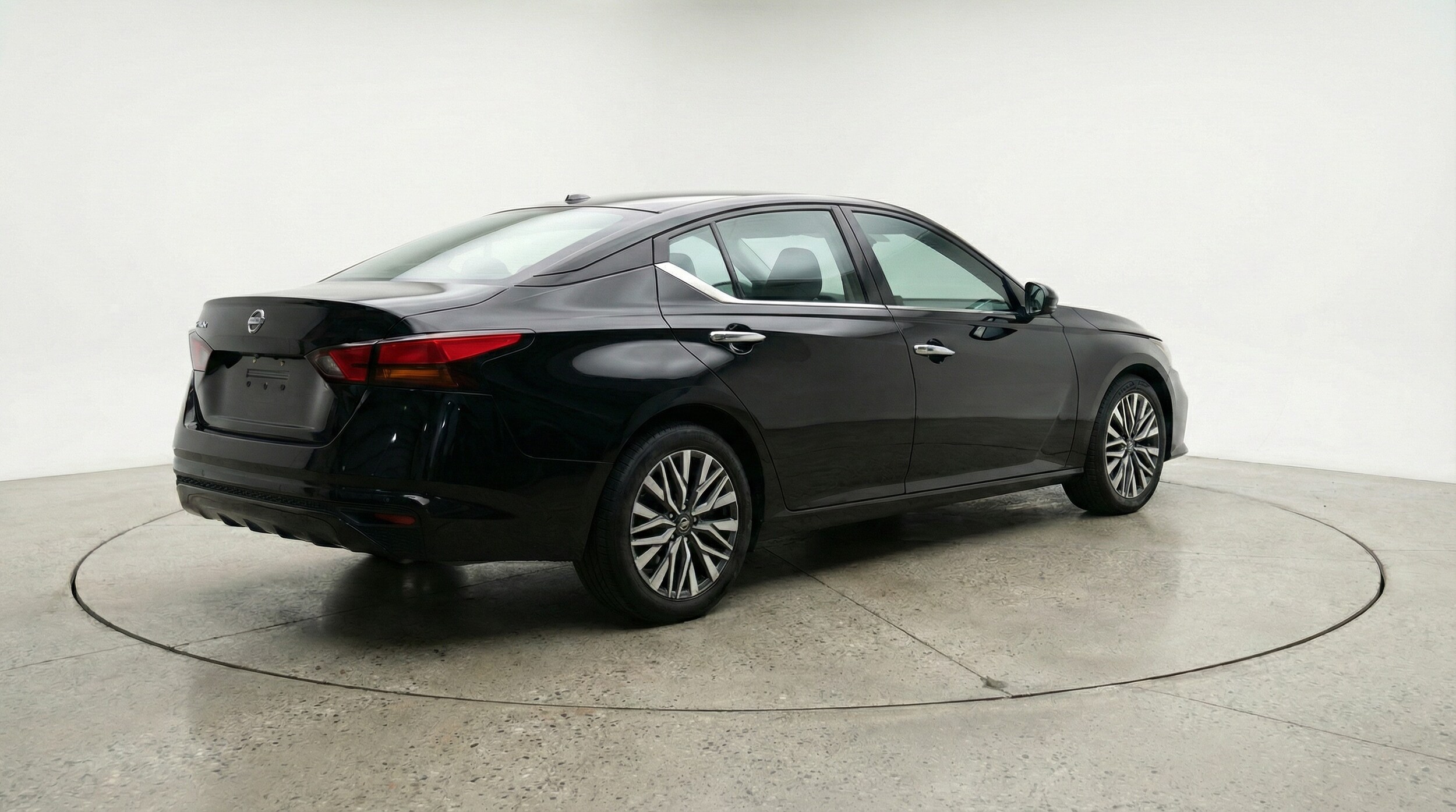 Thumbnail: 2025 Nissan Altima - 7