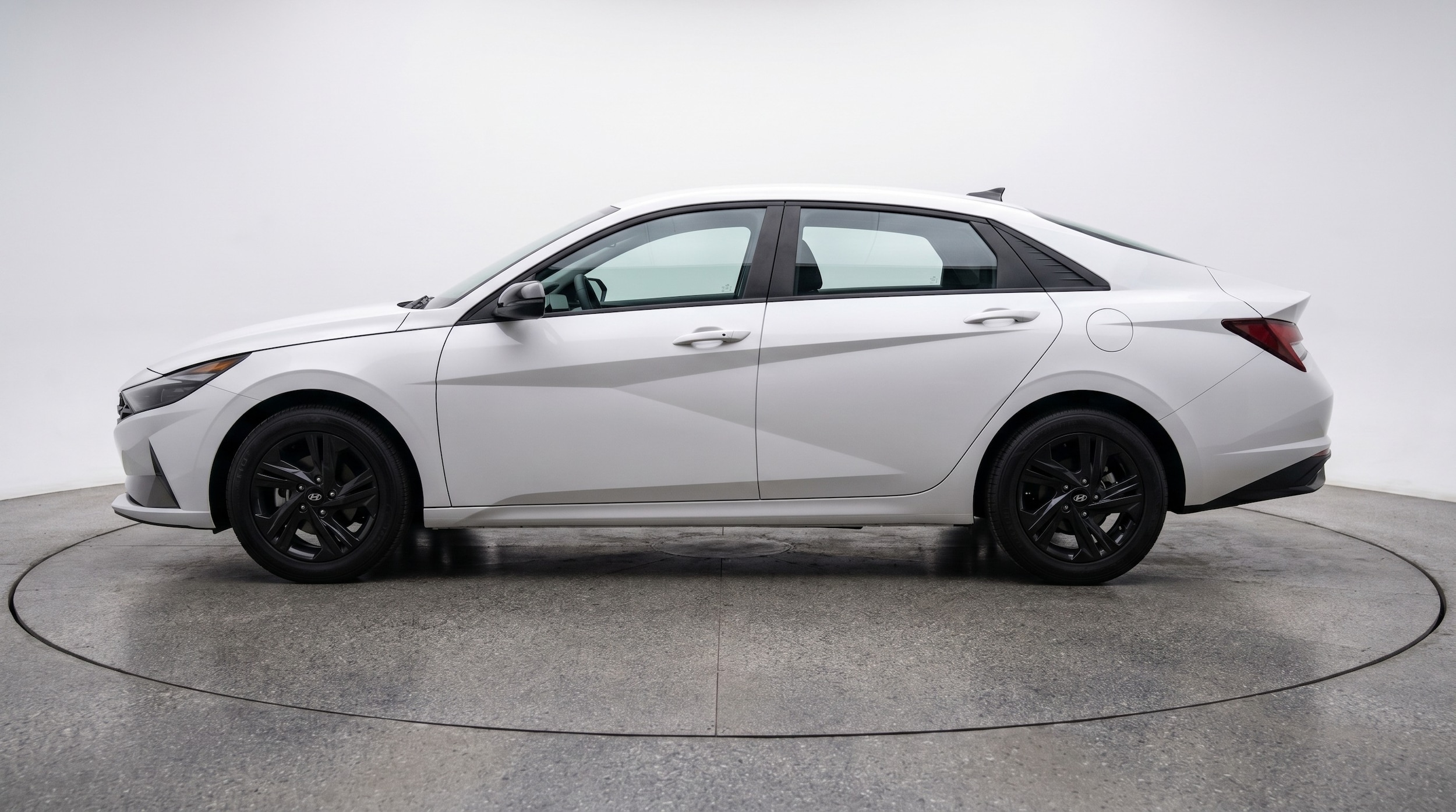 Thumbnail: 2026 Hyundai Elantra - 4